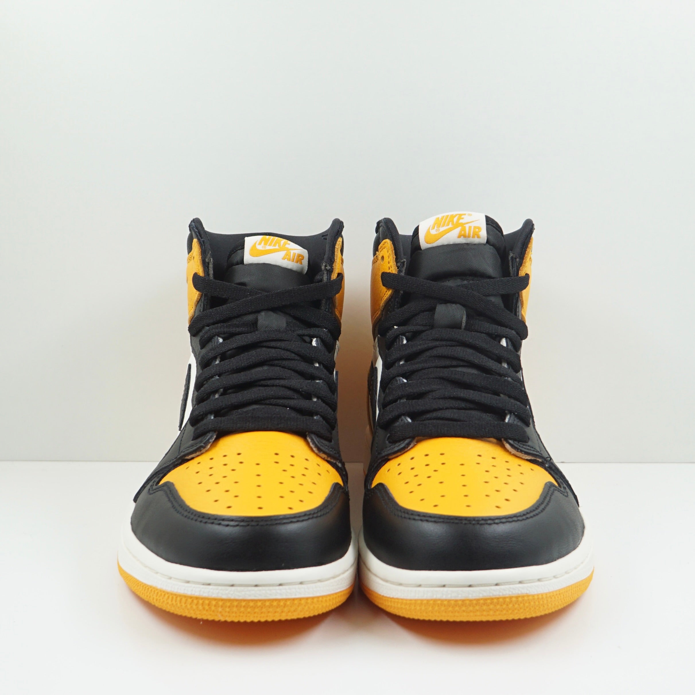 Jordan 1 Retro High OG Yellow Toe Taxi (2022)
