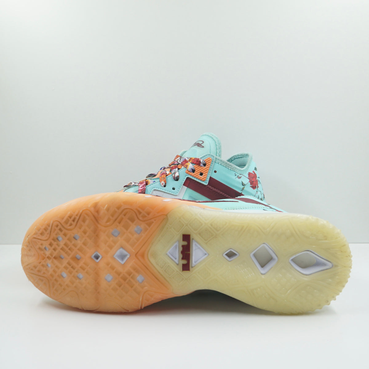 Nike LeBron 18 Low Mimi Plange Daughters Floral