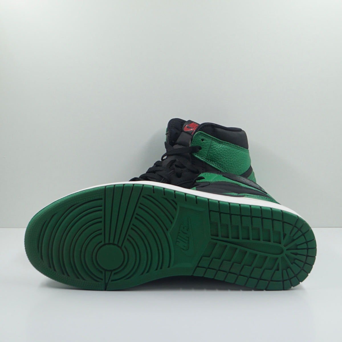 Jordan 1 Retro High Pine Green Black