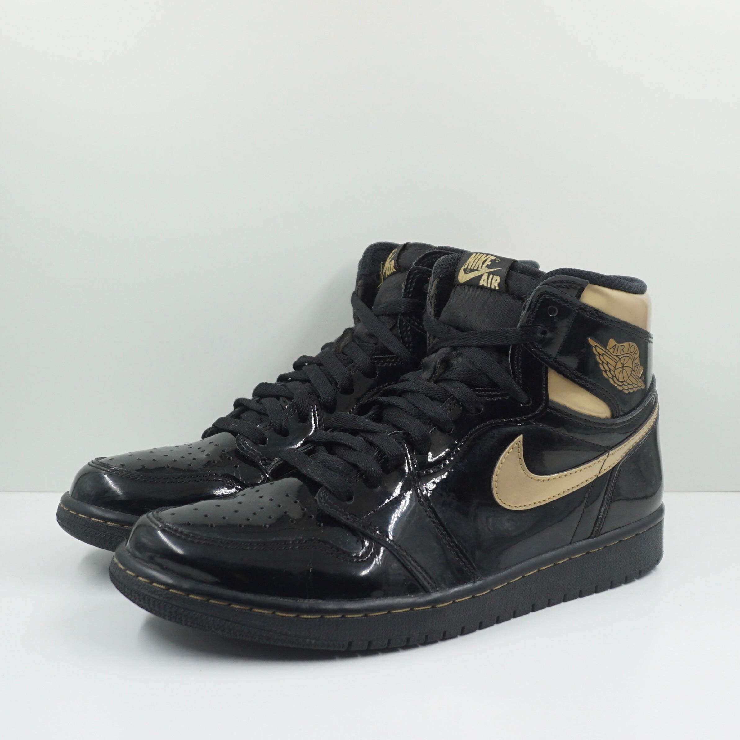 Jordan 1 Retro High Black Metallic Gold (2020)