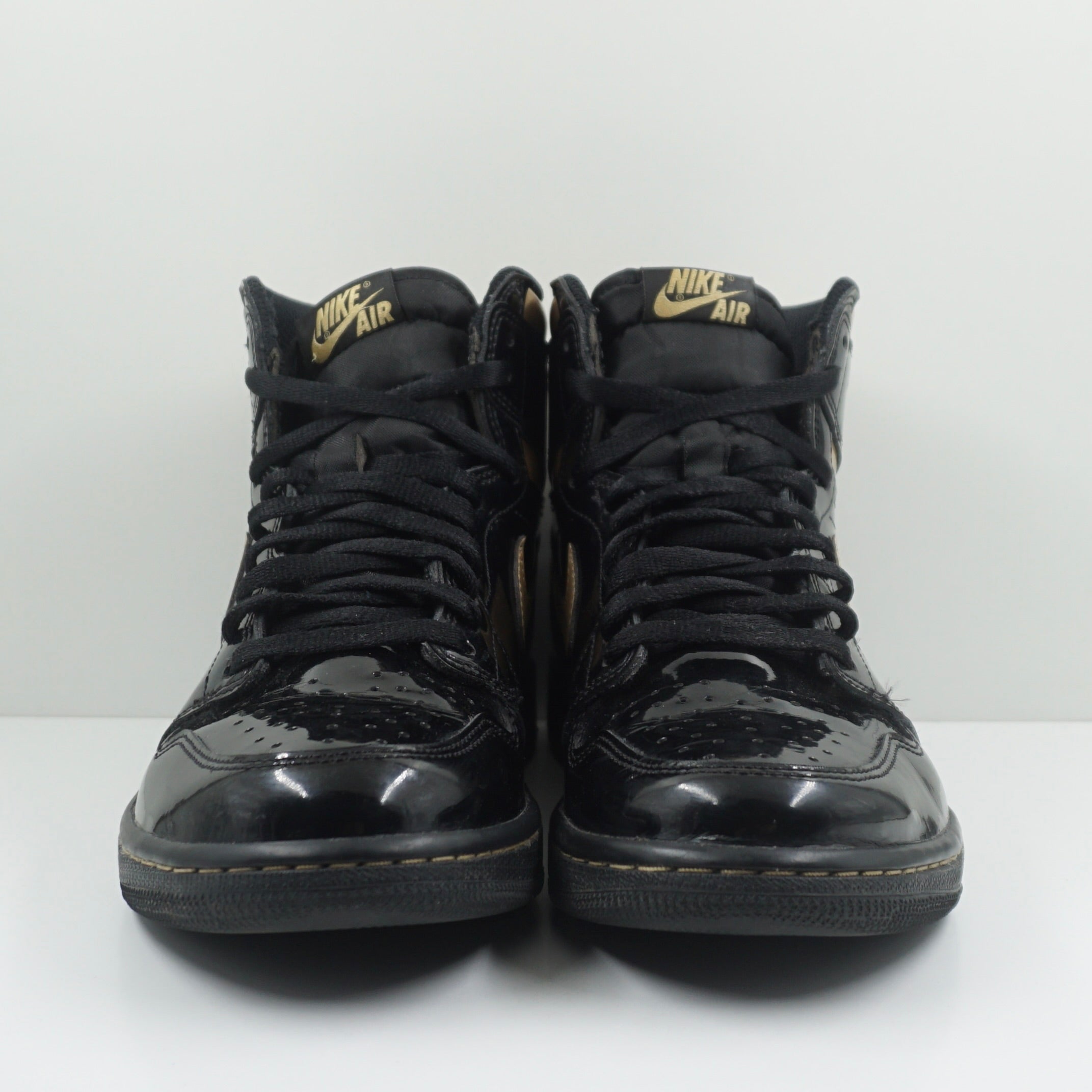 Jordan 1 Retro High Black Metallic Gold (2020)