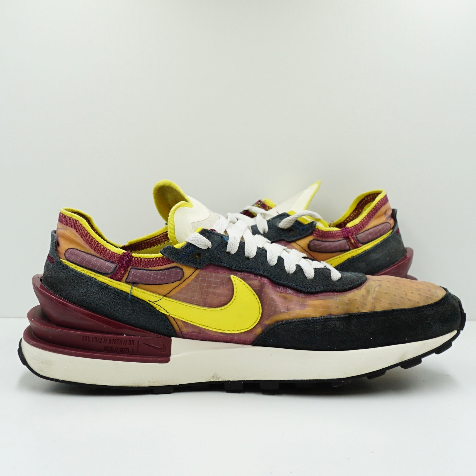 Nike Waffle One SE Dark Beetroot