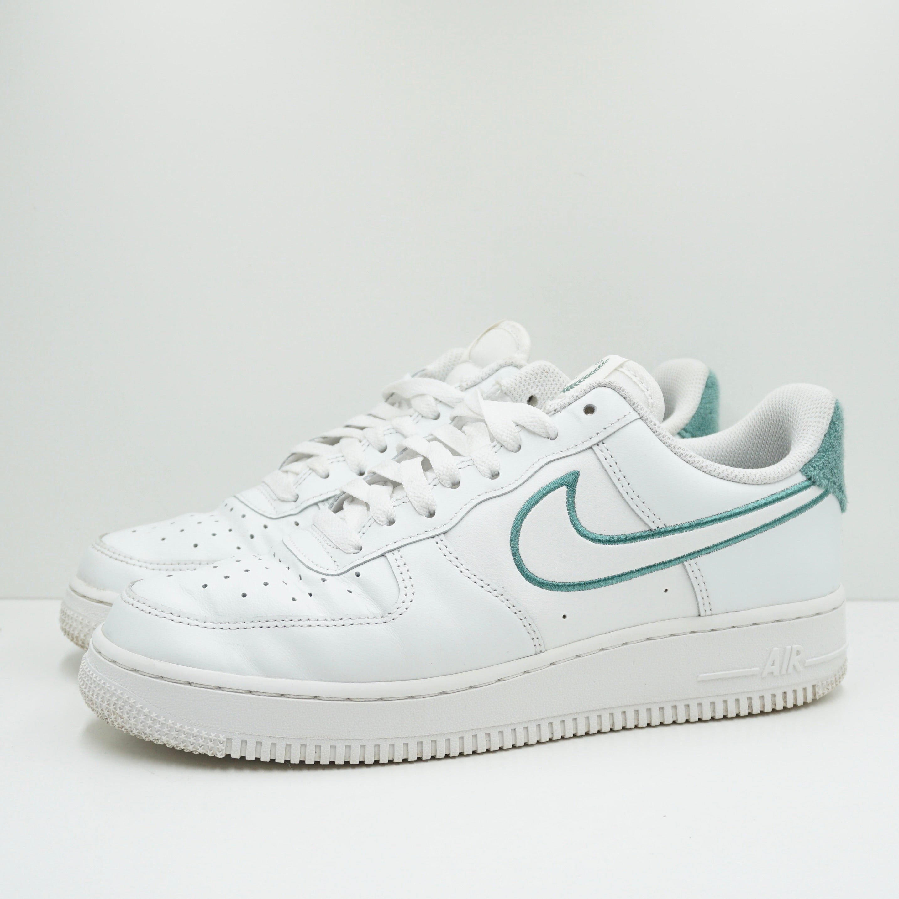 Nike Air Force 1 Low Resort and Sport