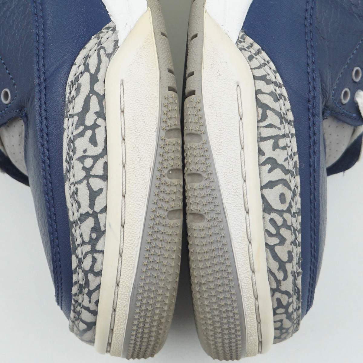 Jordan 3 Retro Georgetown (2021)