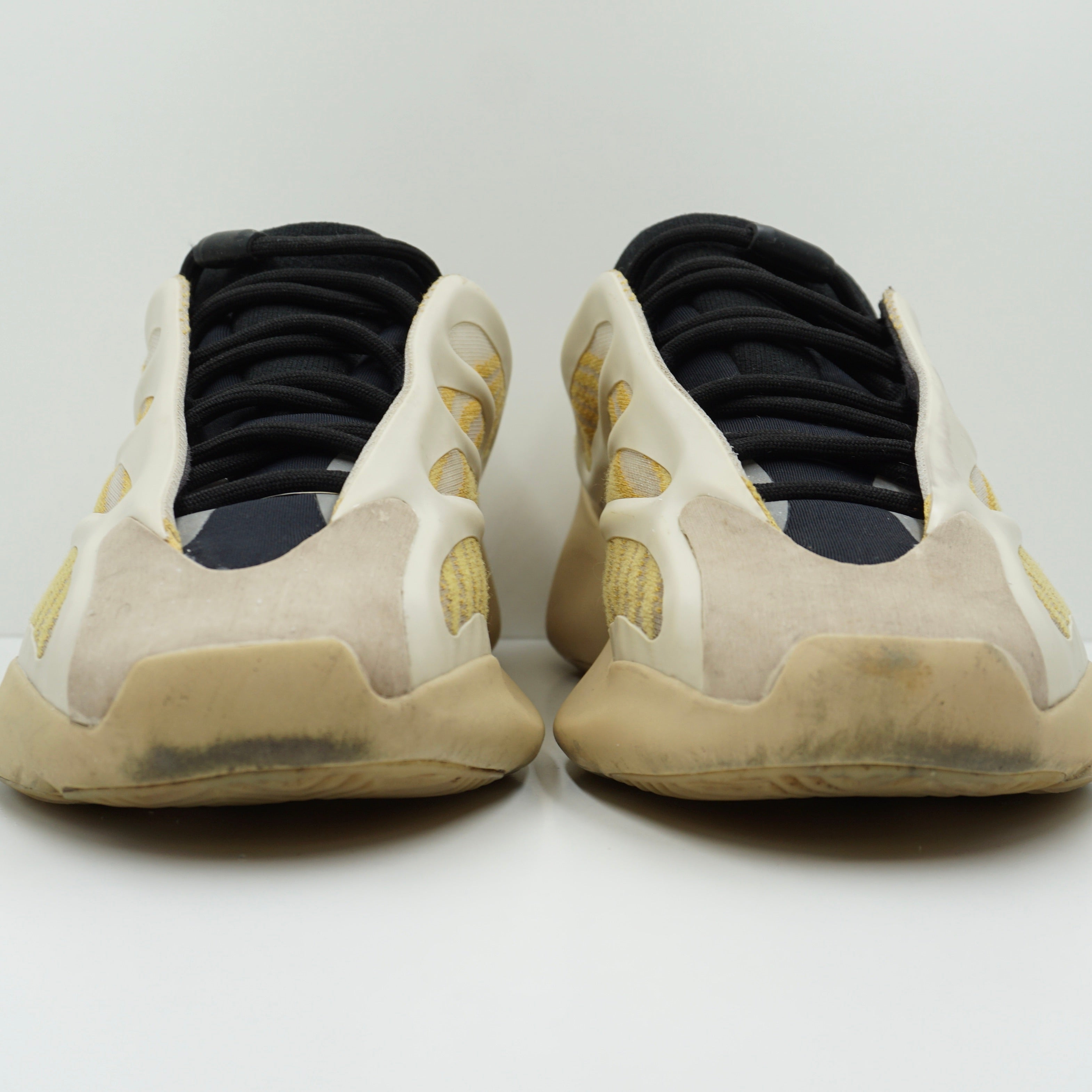 Adidas Yeezy 700 V3 Safflower
