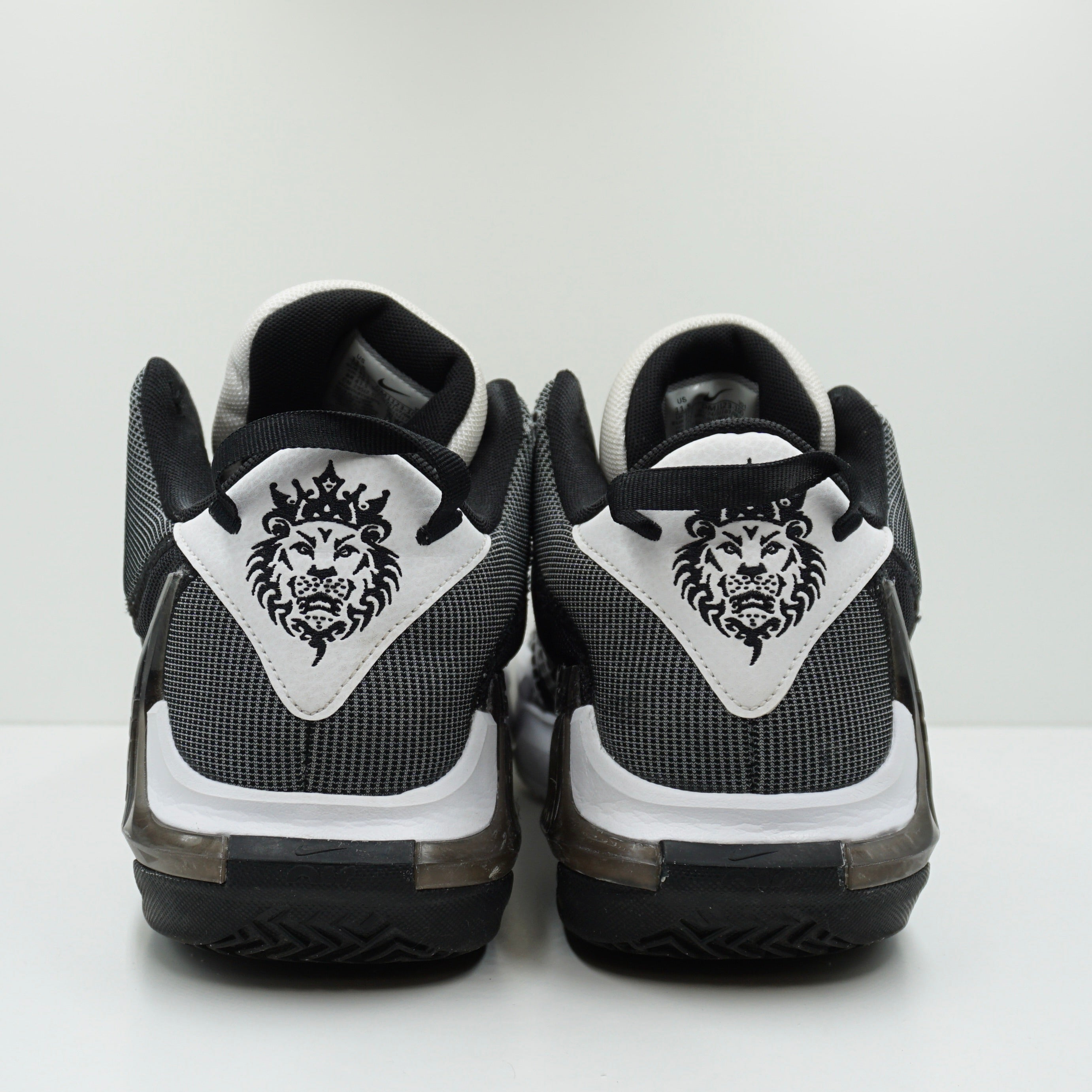 Nike LeBron Witness 7 White Black Metallic Silver