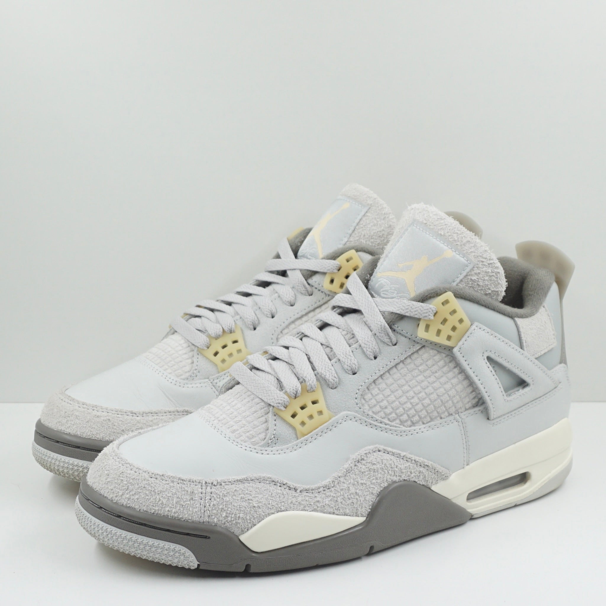 Jordan 4 Retro SE Craft Photon Dust