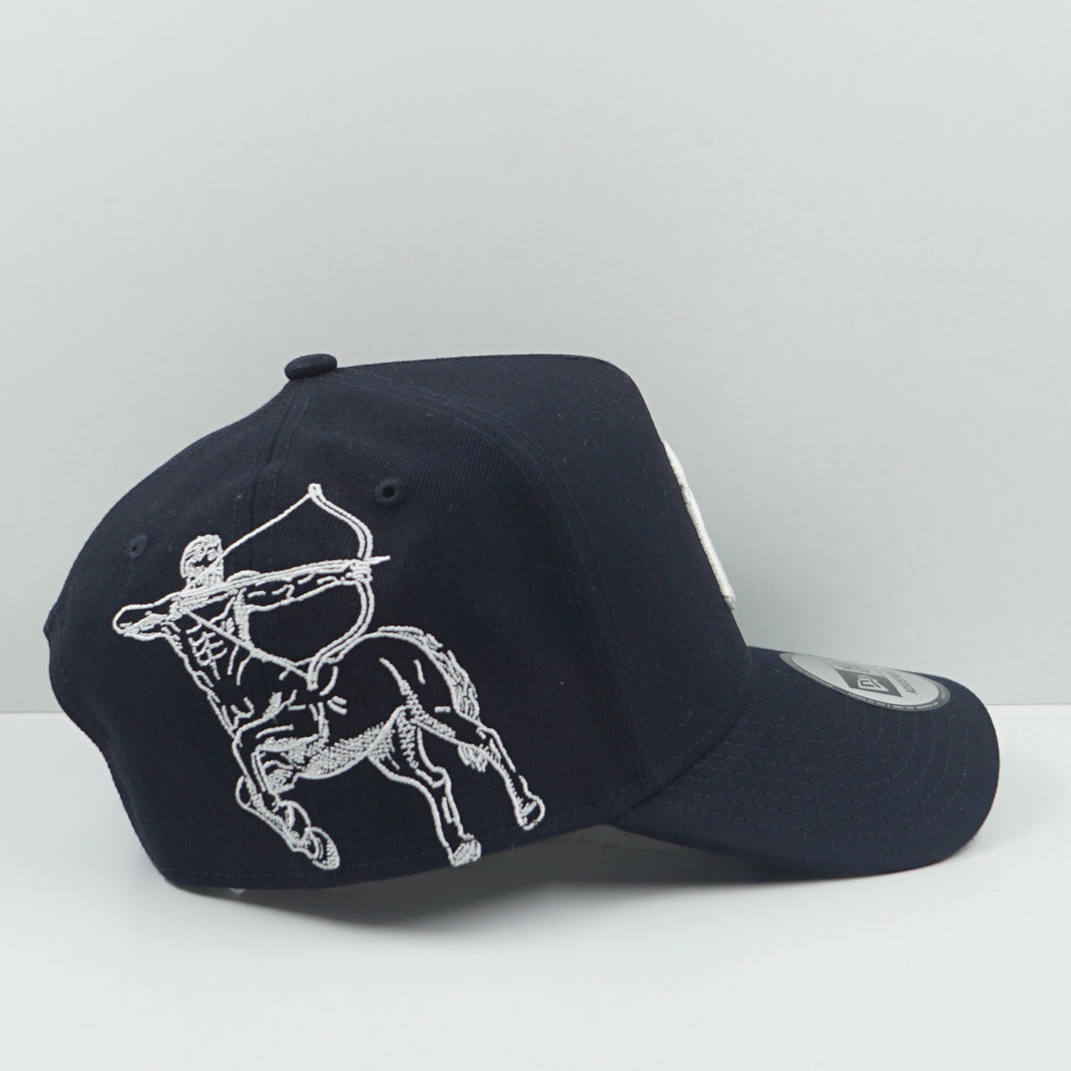 New Era New York Yankees Mythical Navy A-Frame Snapback Cap
