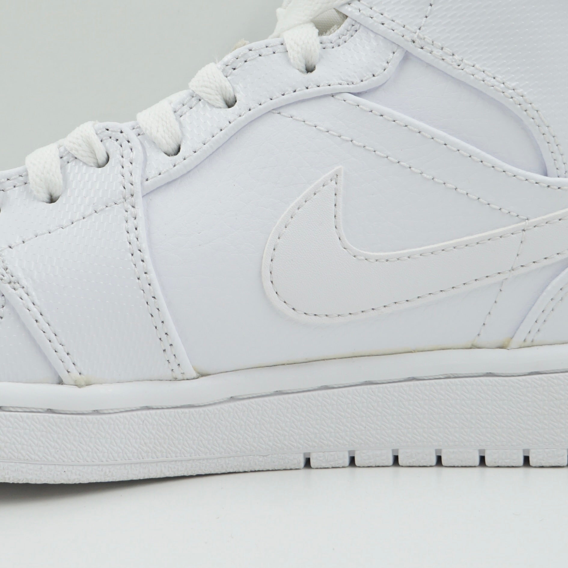Jordan 1 Mid White Cool Grey (2014)