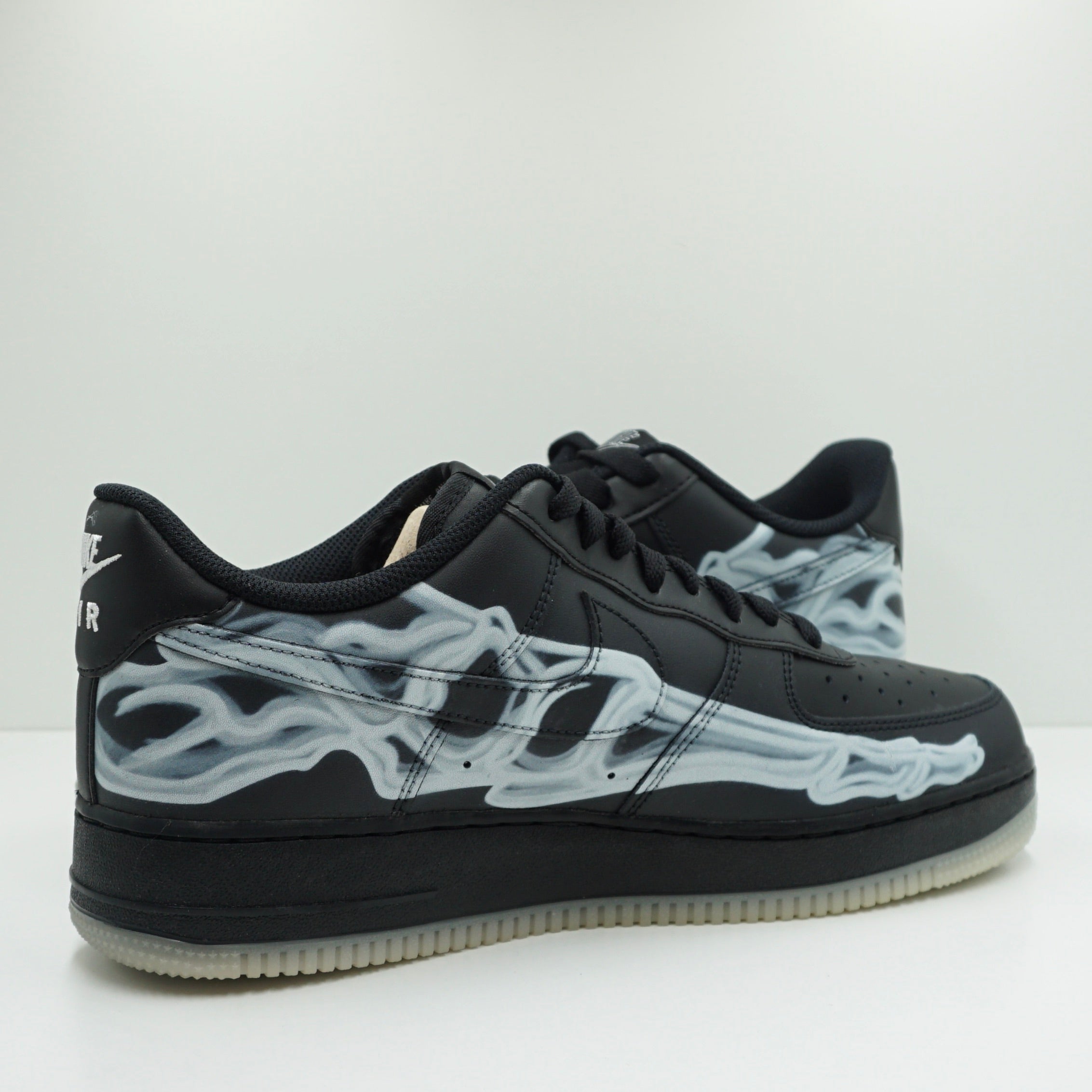 Nike Air Force 1 Low Black Skeleton Halloween (2019)