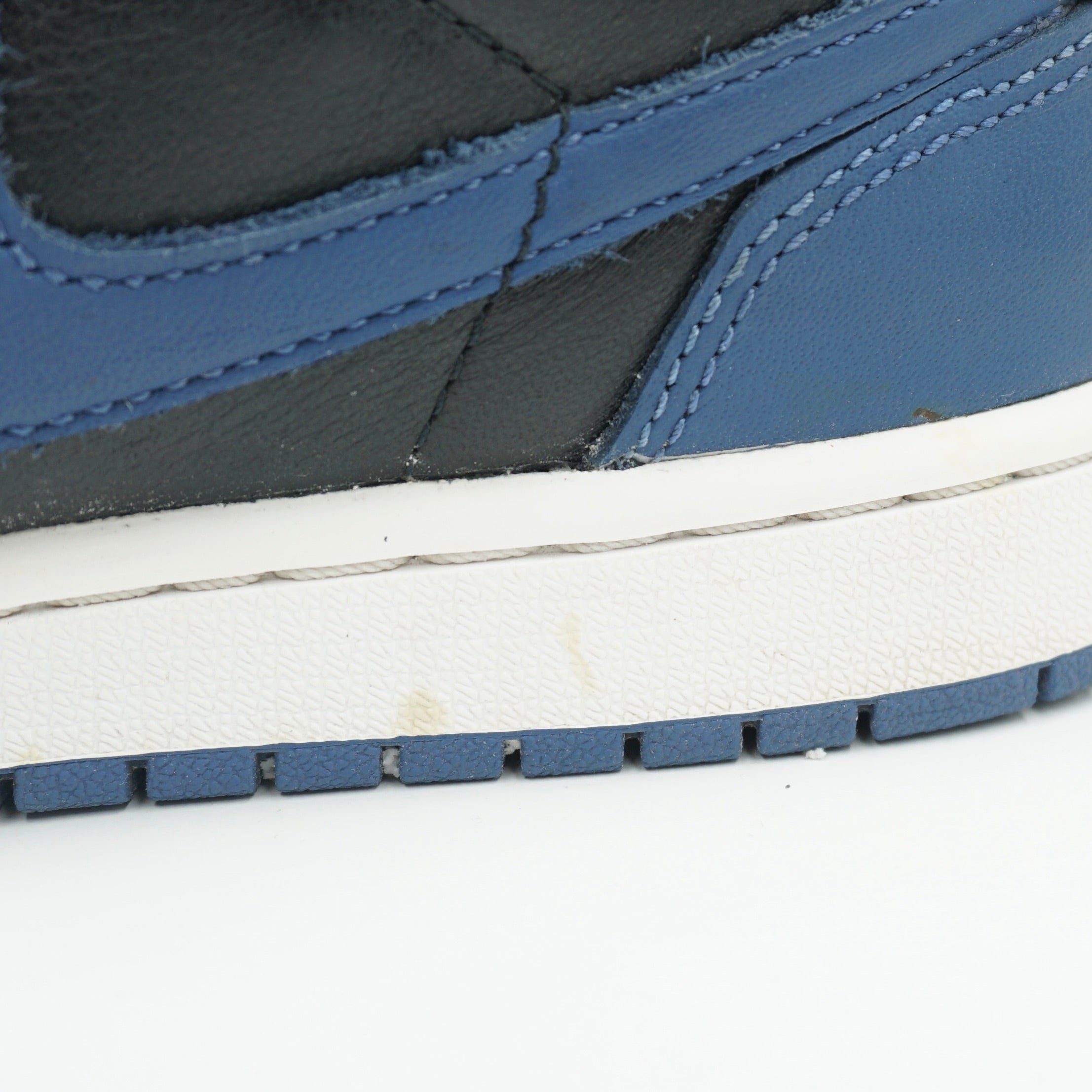 Jordan 1 Retro Low OG Mystic Navy