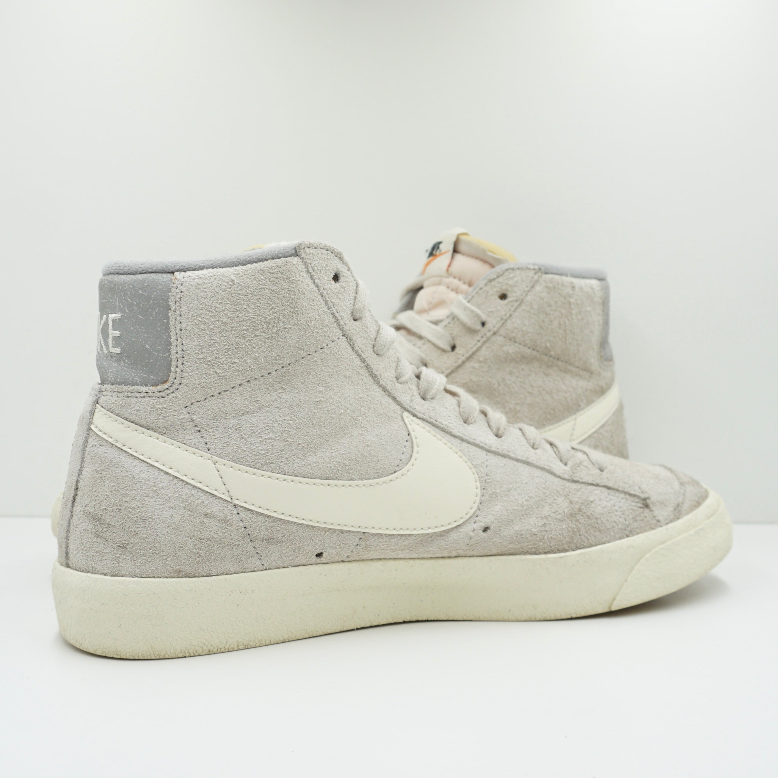 Nike Blazer Mid 77 Premium Vintage Medium Grey