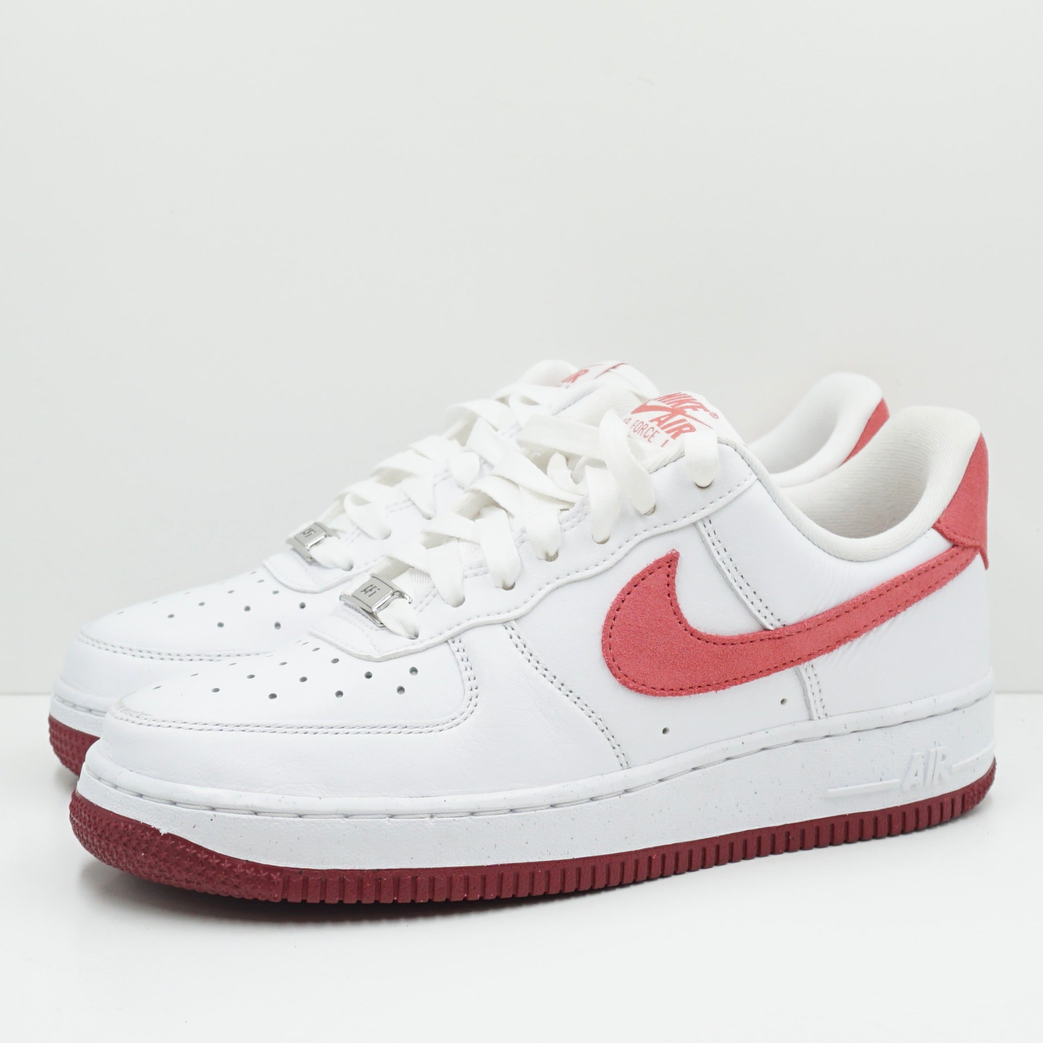 adidas gazelle silver green womens Nike Air Force 1 Low '07 XLD Valentine's Day 2024 (W)