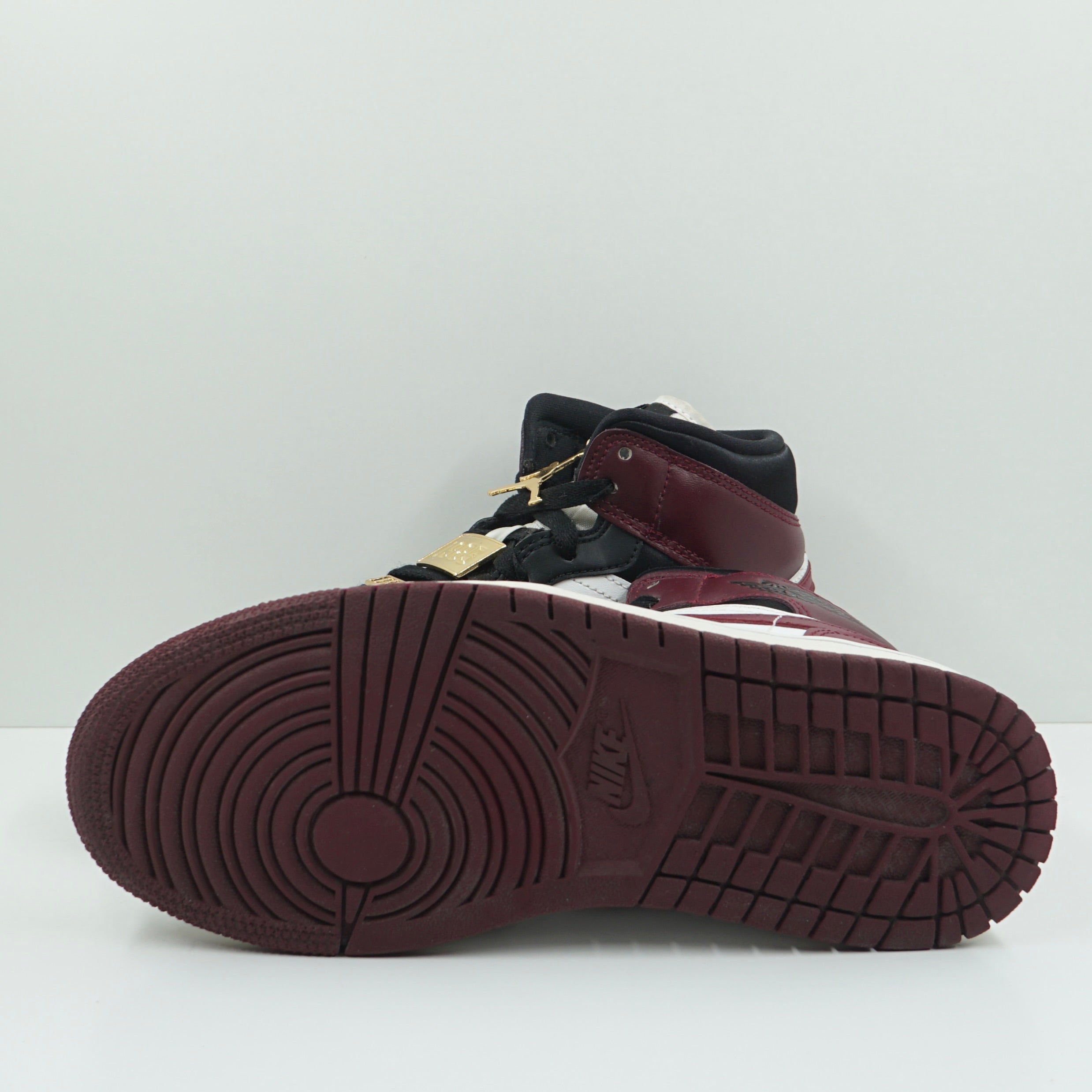 Jordan 1 Mid SE Black Dark Beetroot (W)