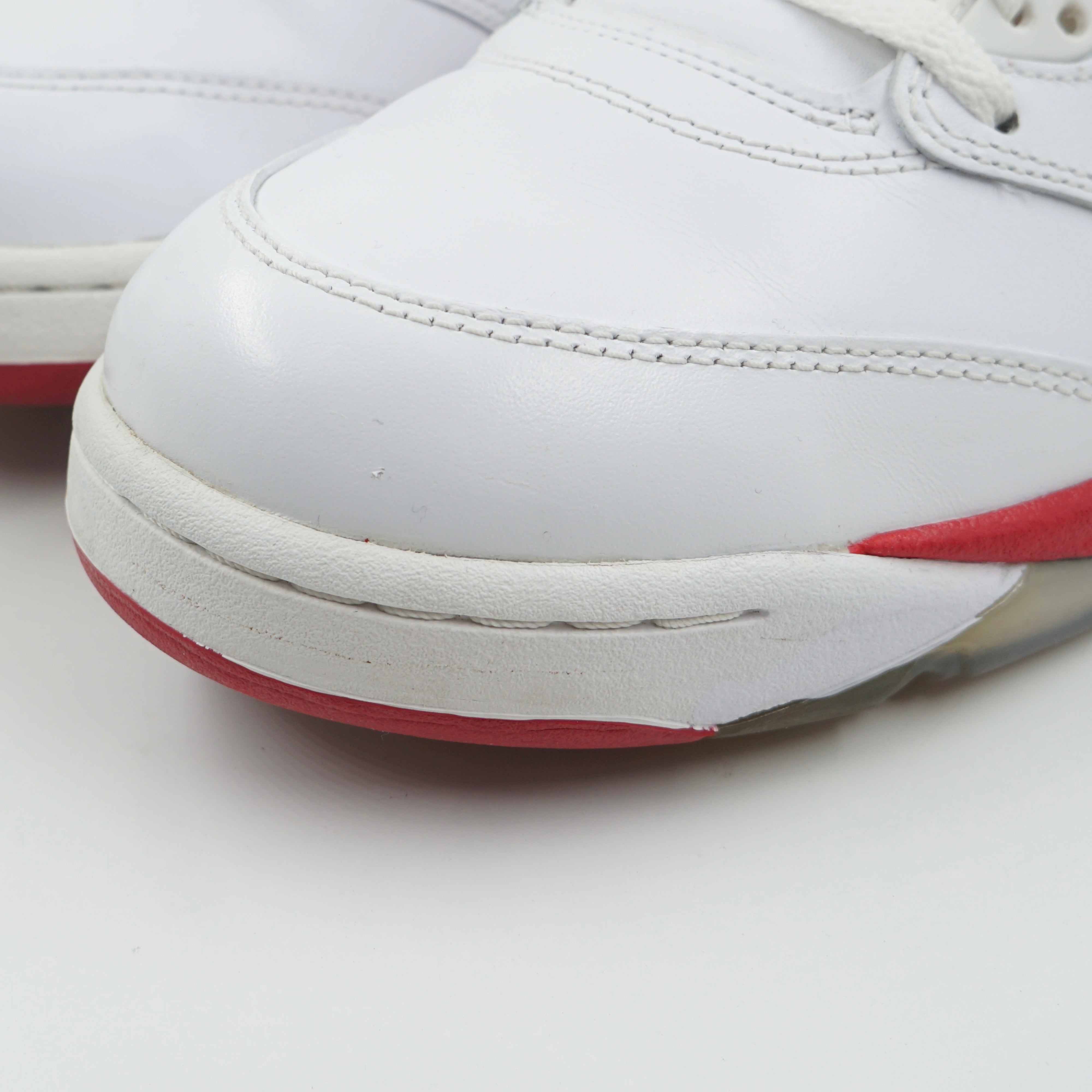 Jordan 5 Retro Fire Red Black Tongue (2013)