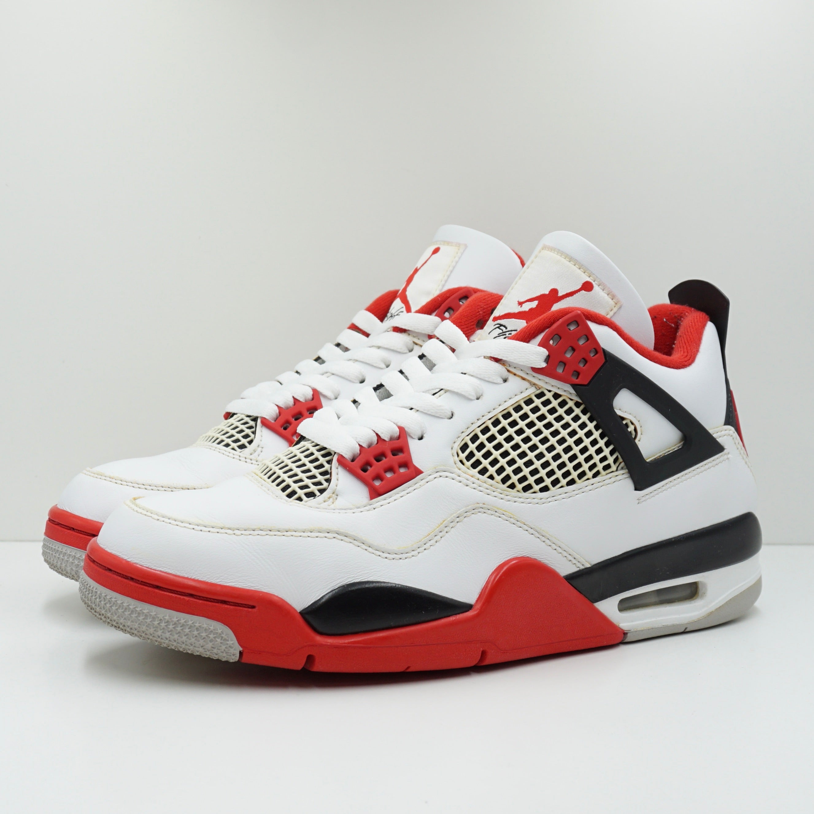 Jordan 4 Retro Fire Red (2020)