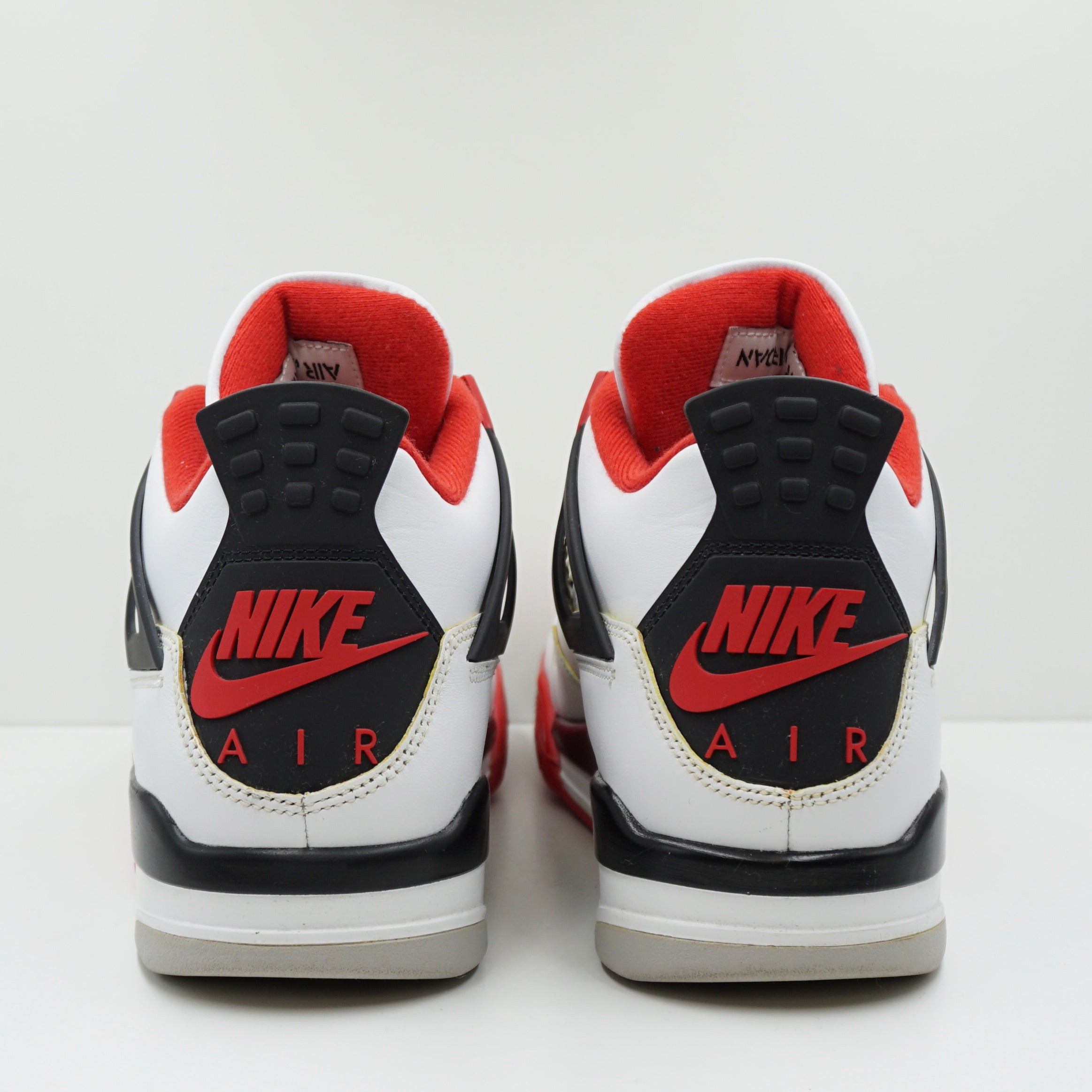 Jordan 4 Retro Fire Red (2020)