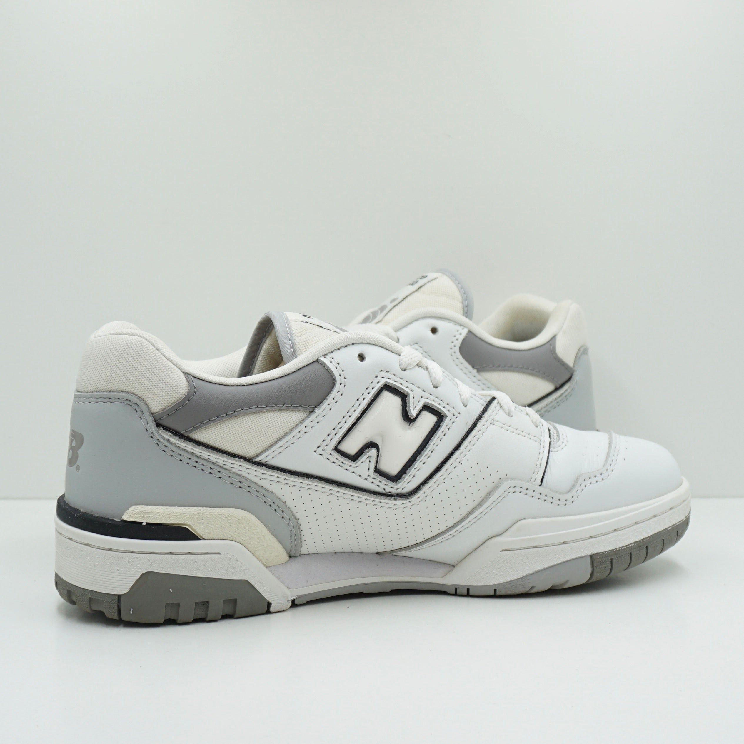 New Balance 550 Salt and Pepper