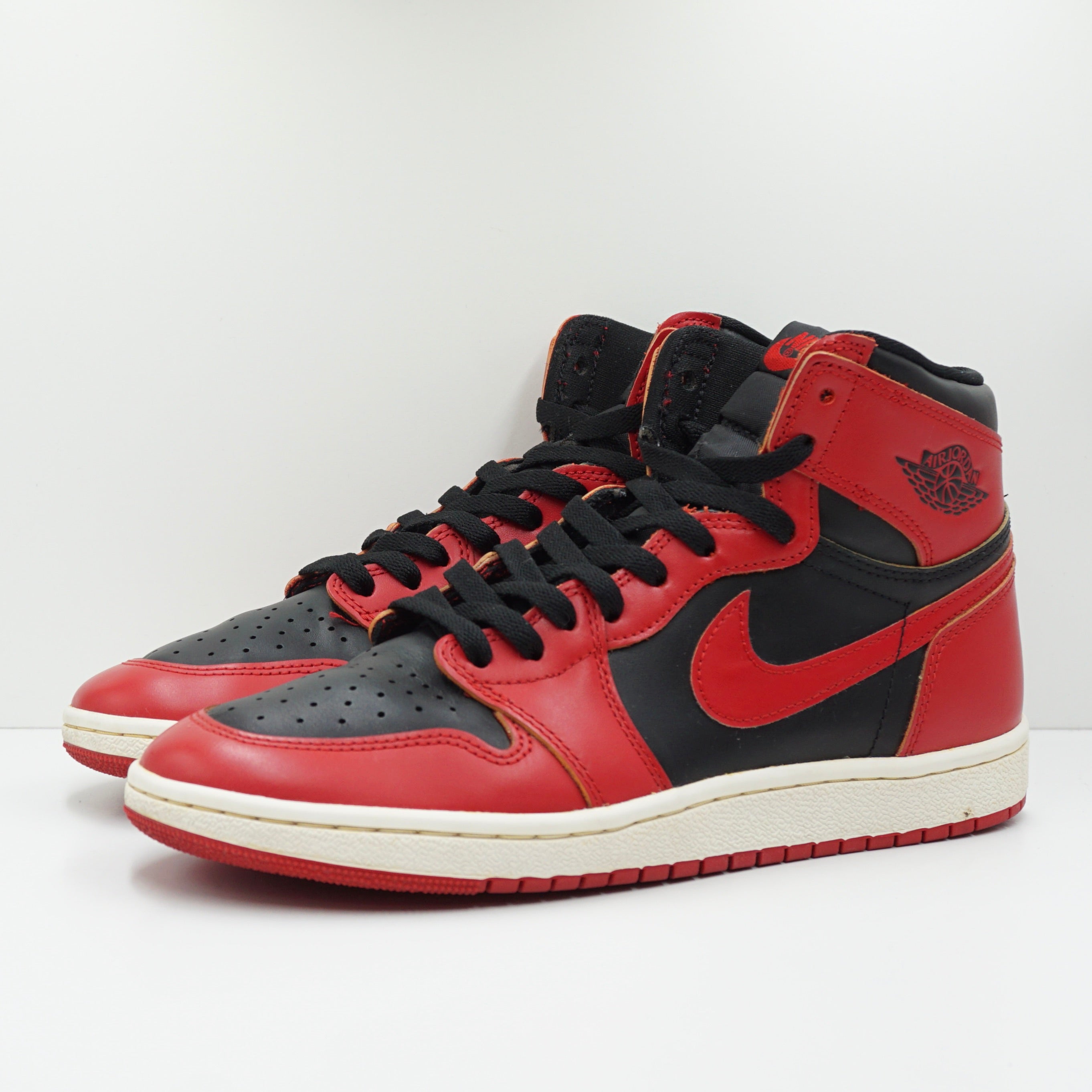 Jordan 1 Retro High '85 Varsity Red