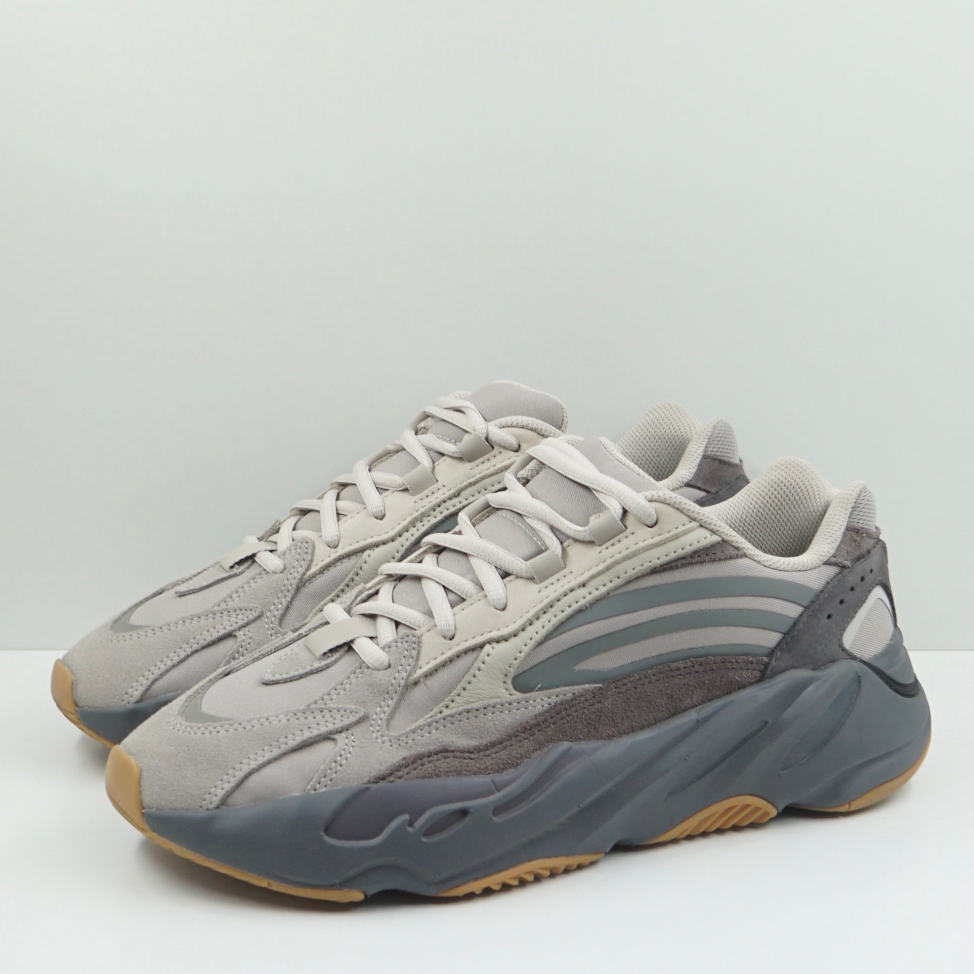 Adidas Yeezy Boost 700 V2 Tephra
