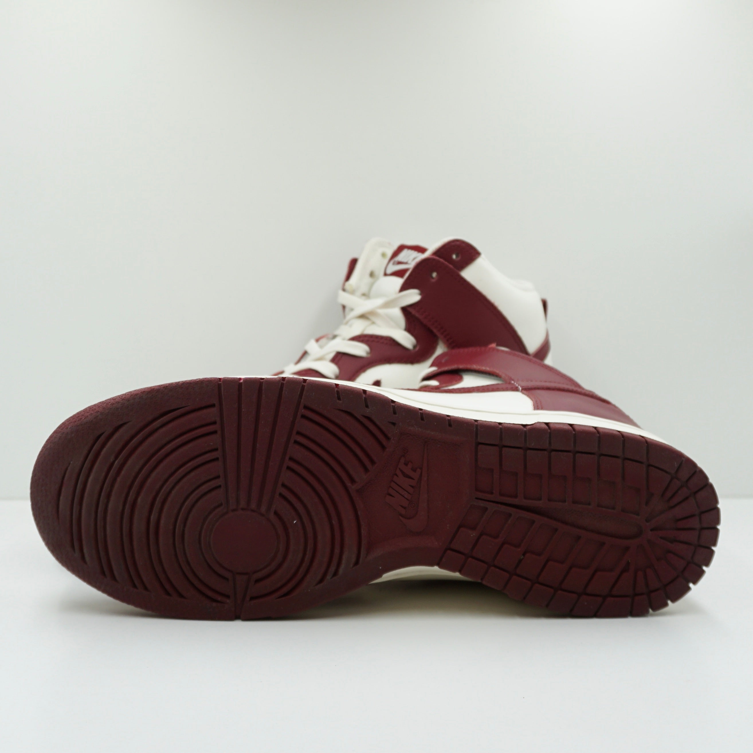 Nike Dunk High Sail Team Red (W)