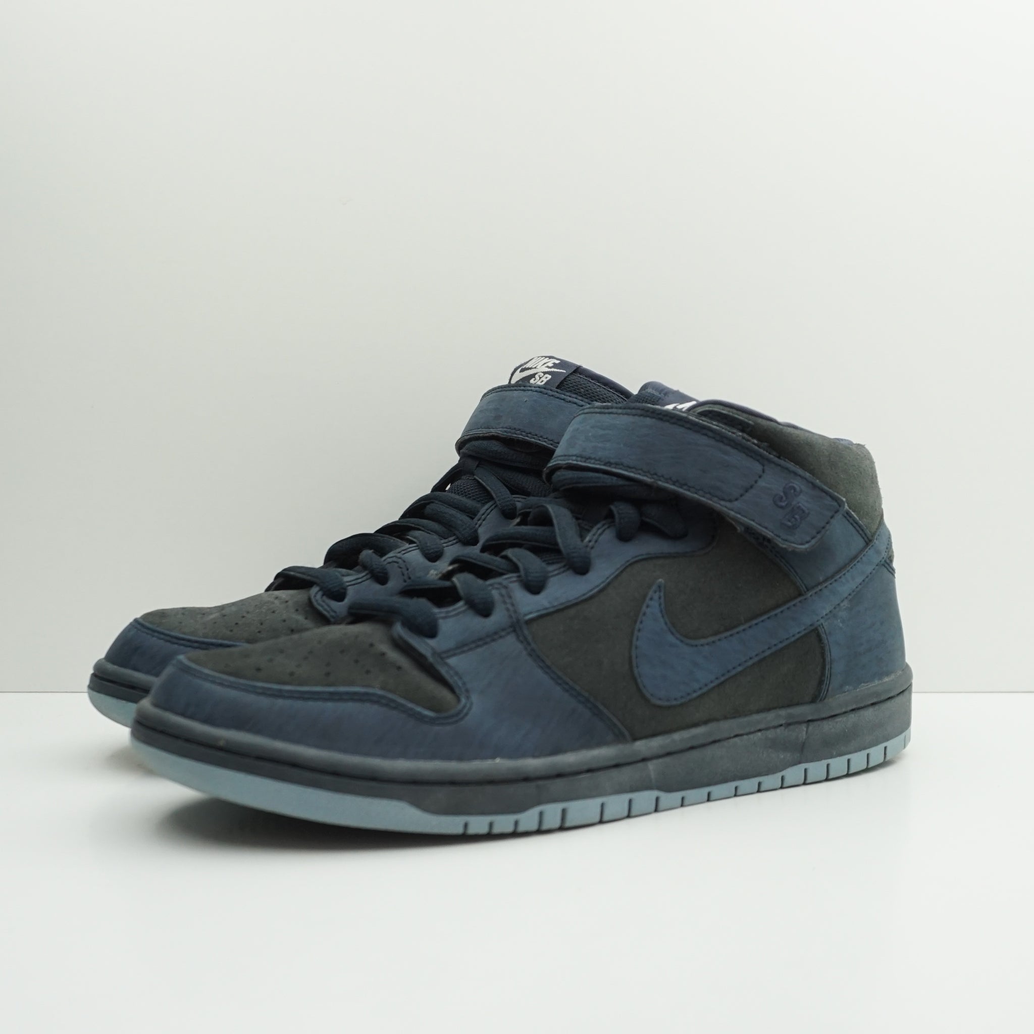 Nike SB Dunk Mid Obsidian Navy Blue