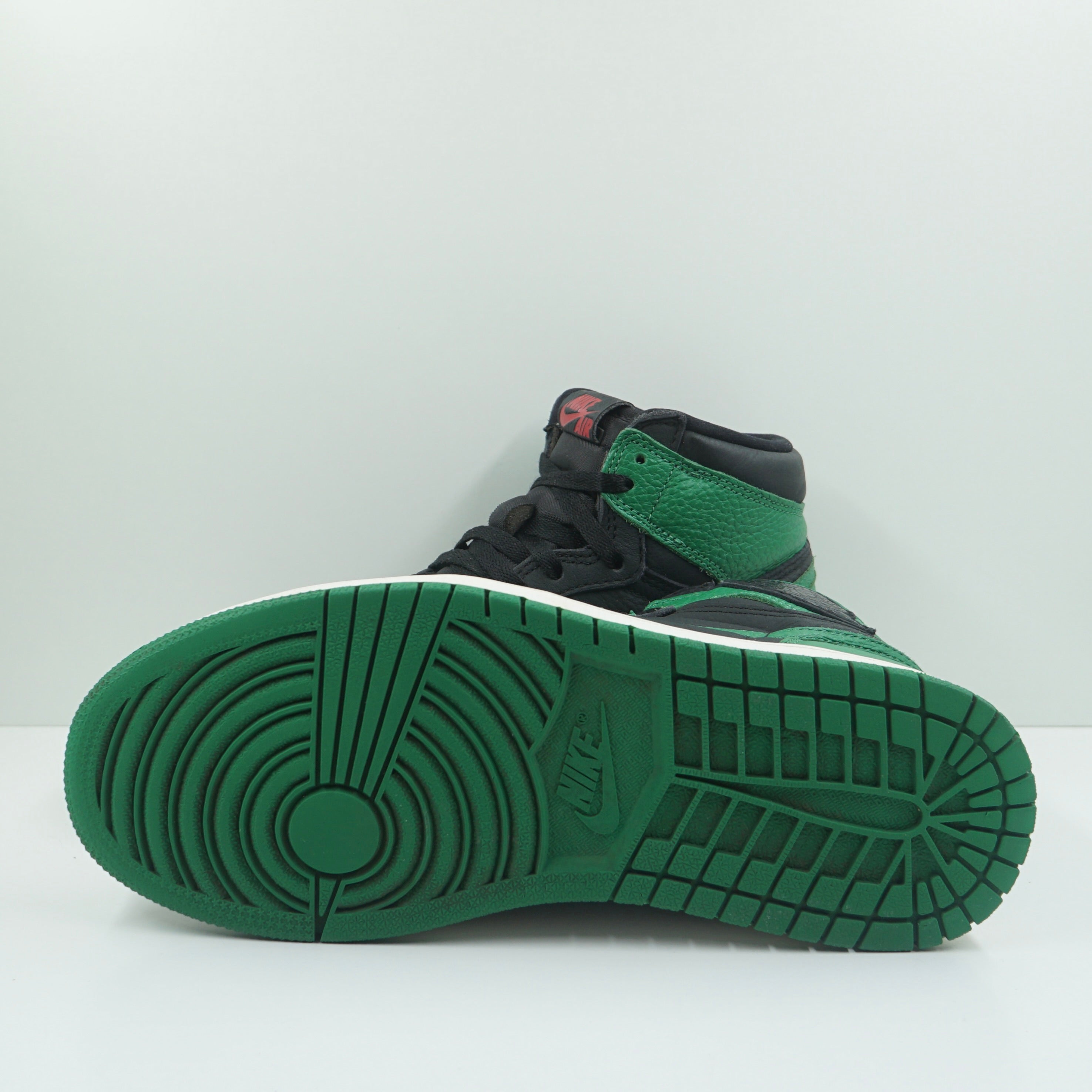 Jordan 1 Retro High Pine Green Black
