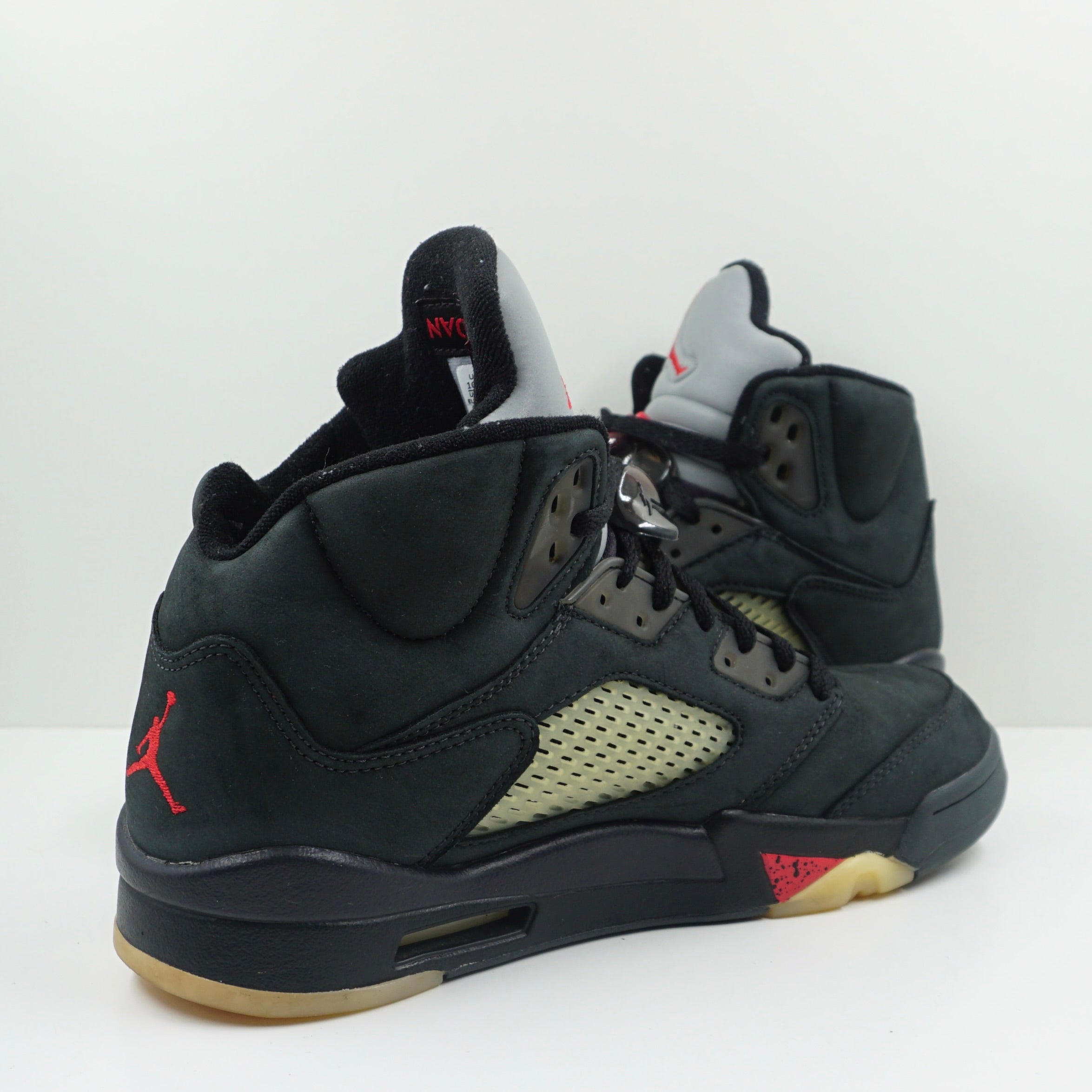 Jordan 5 Retro Gore-Tex Off Noir (W)