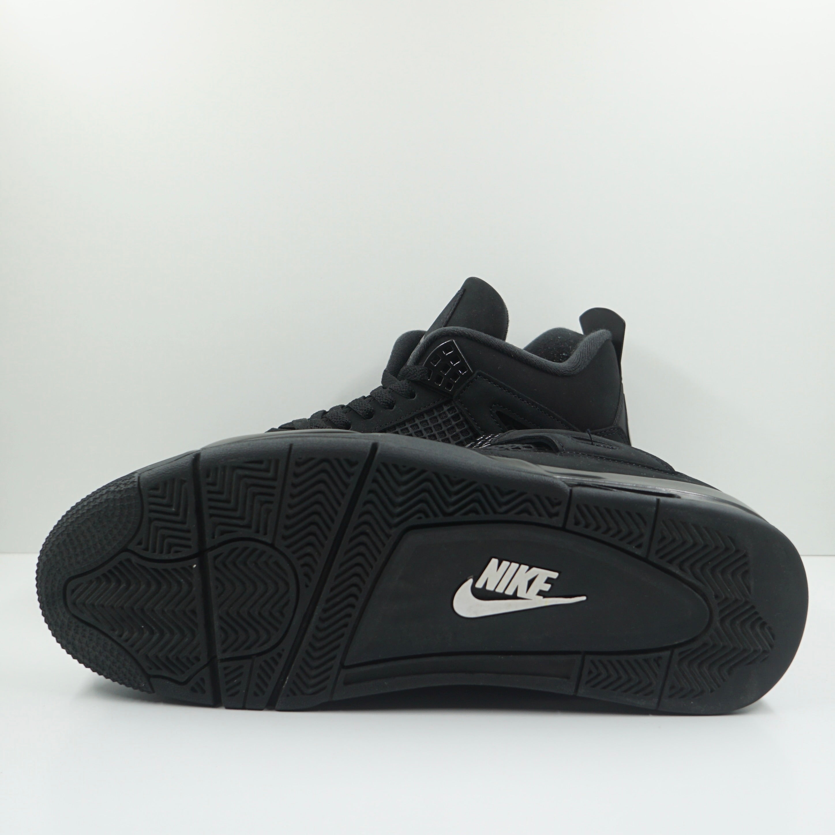 Jordan 4 Retro Black Cat (2025)