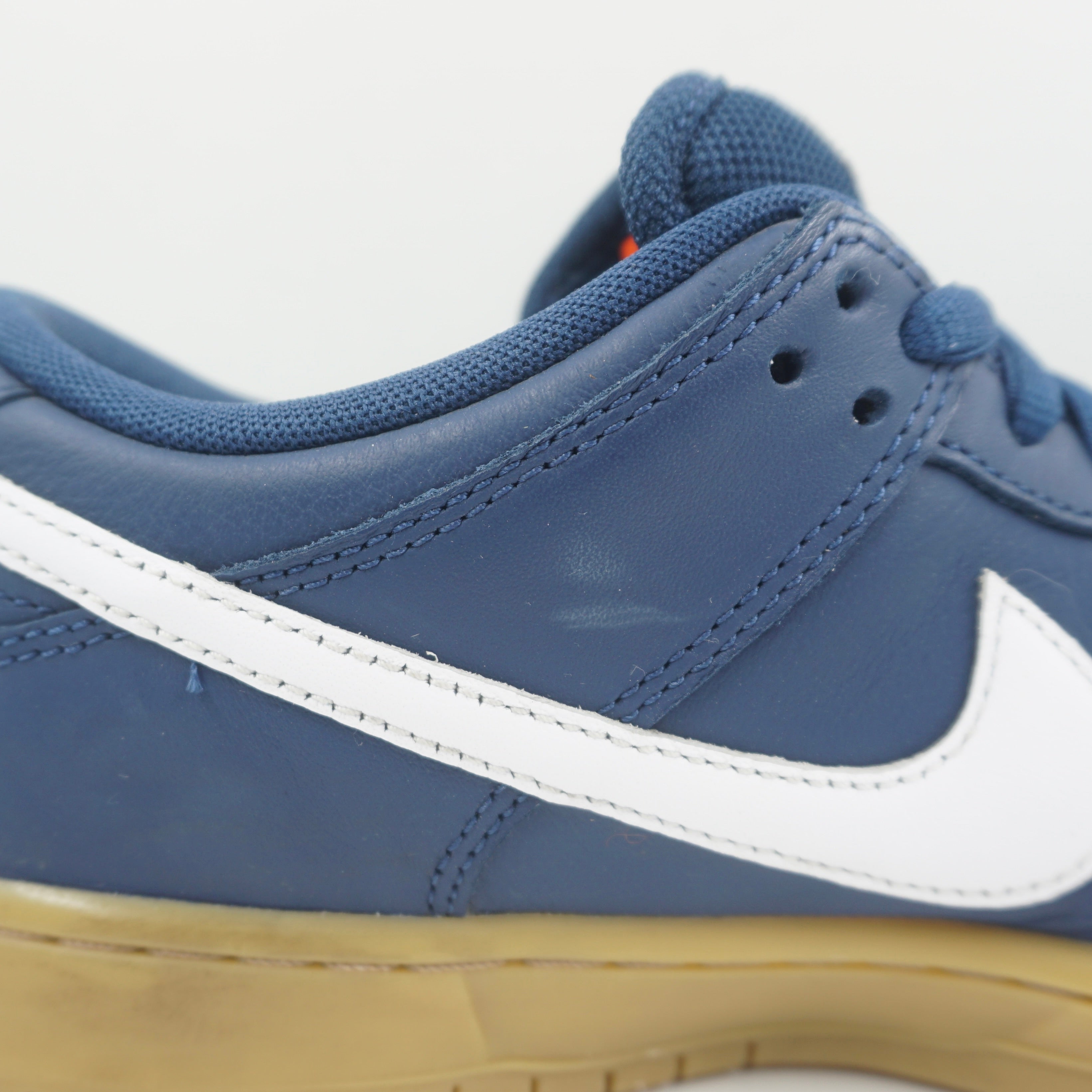 Nike SB Dunk Low Navy Gum