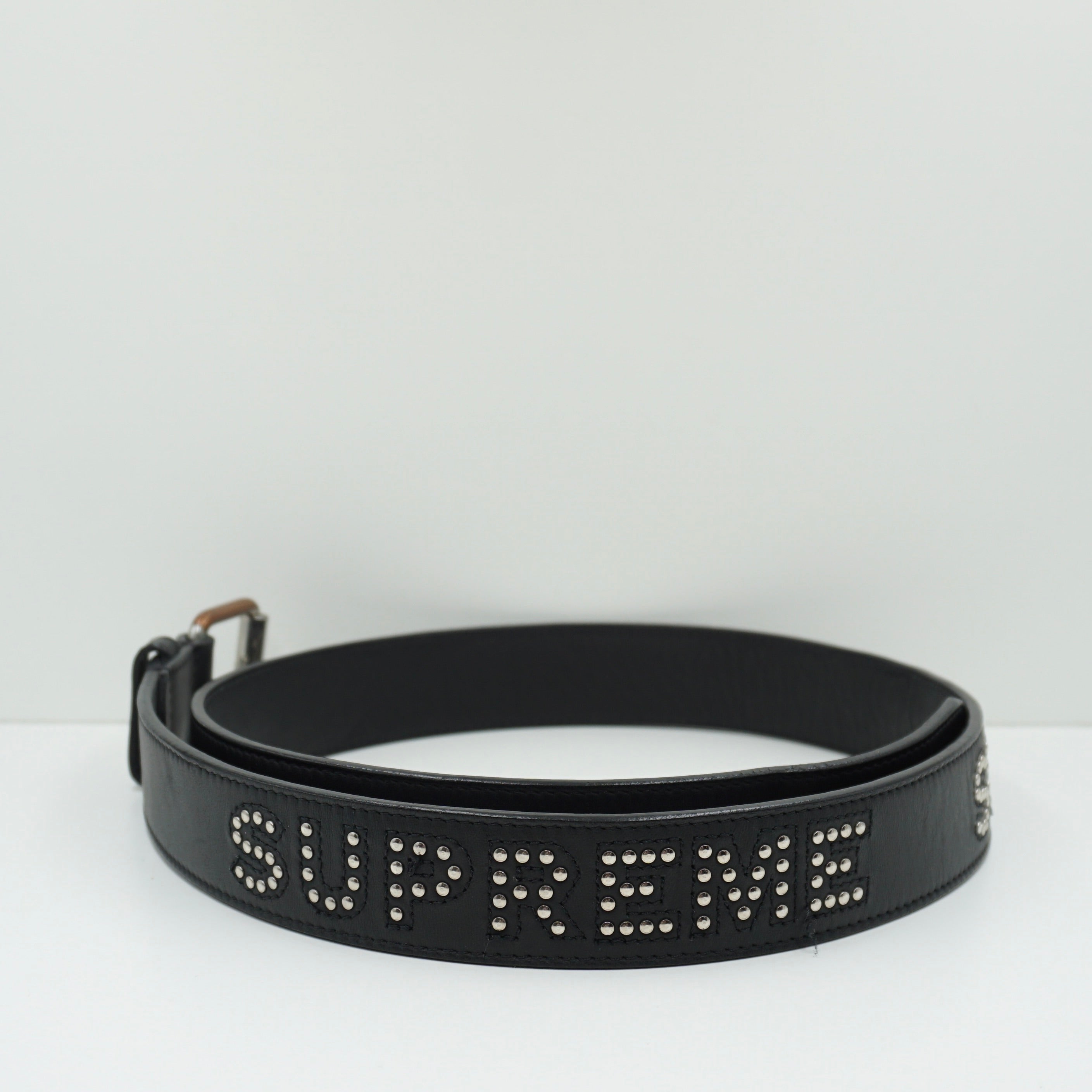 Supreme Leather Studded Logo Belt Supreme SS18 Studded Belt