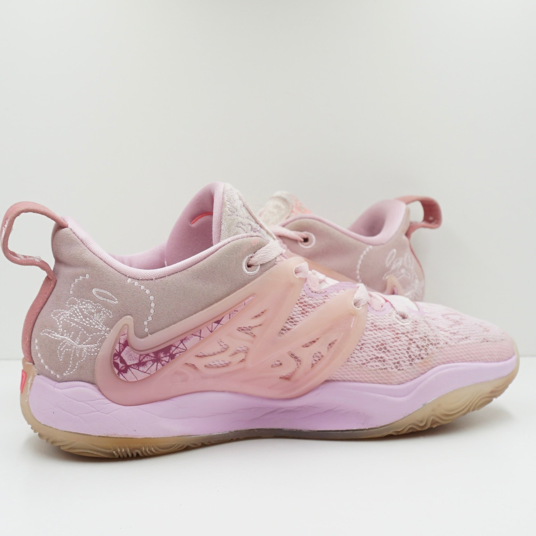Nike KD 15 Aunt Pearl
