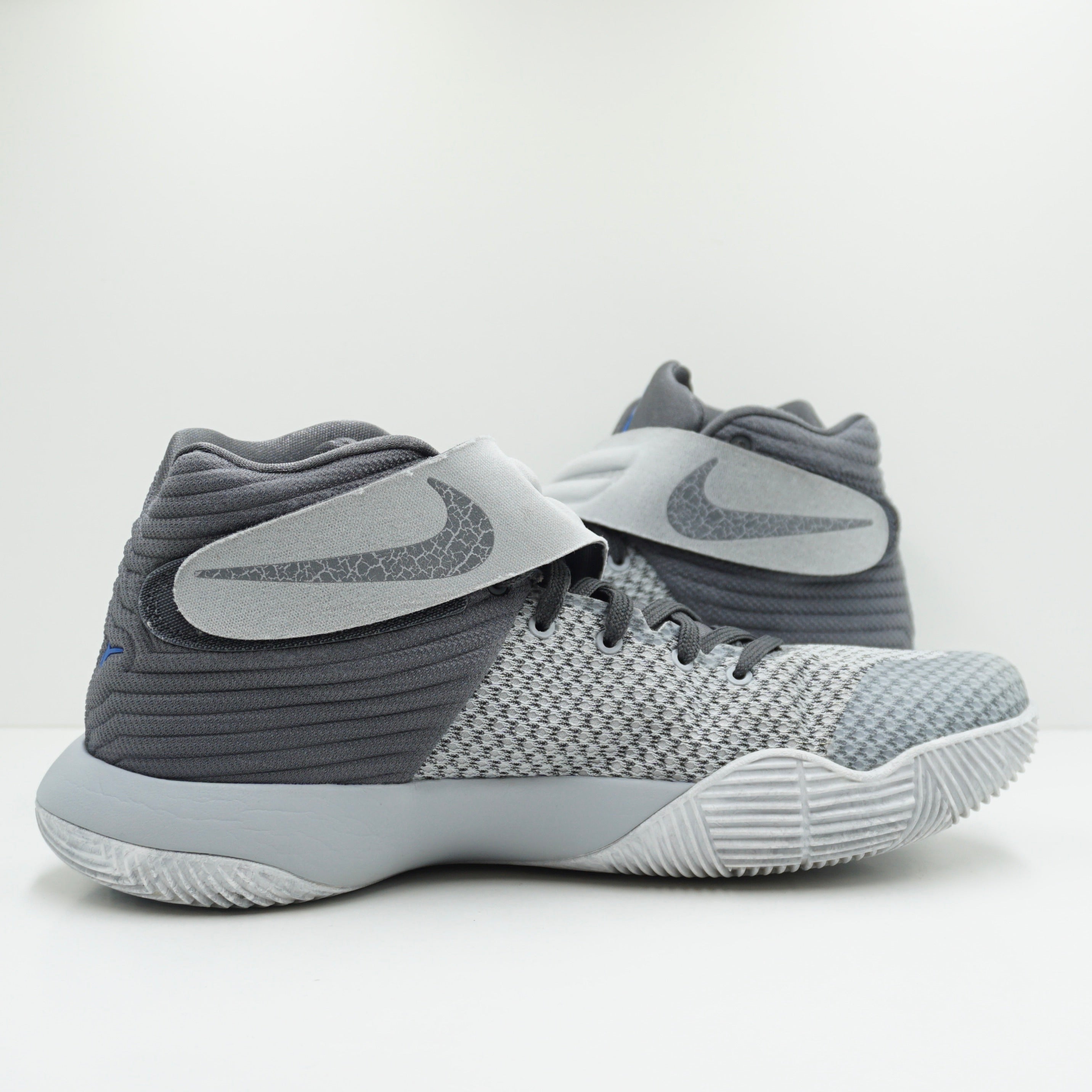 Nike Kyrie 2 Omega