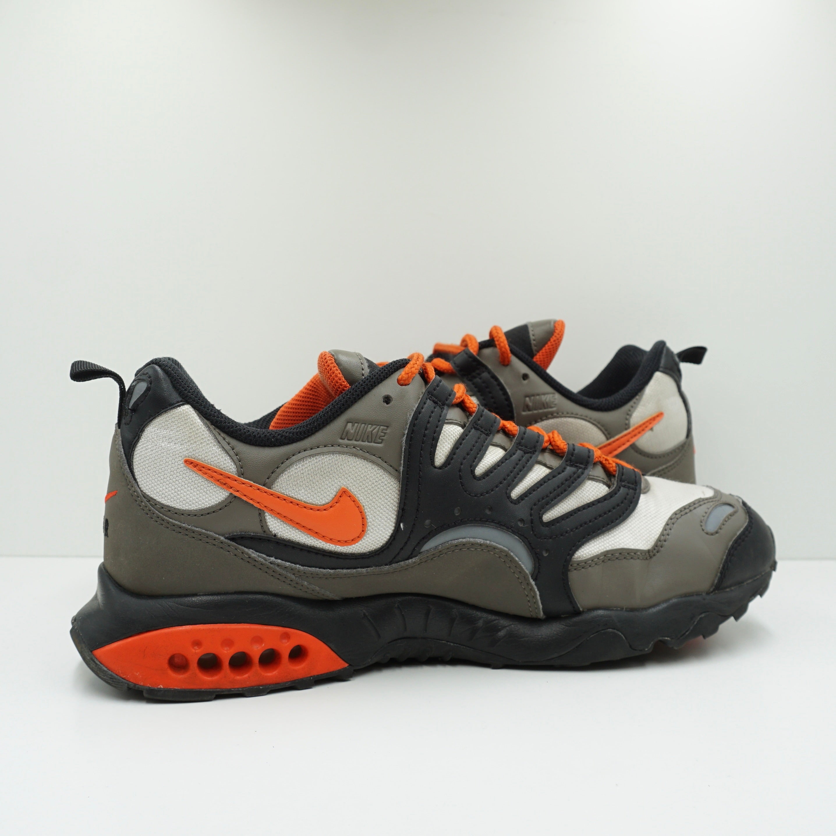 Nike Air Terra Humara 18 Olive Grey Deep Orange
