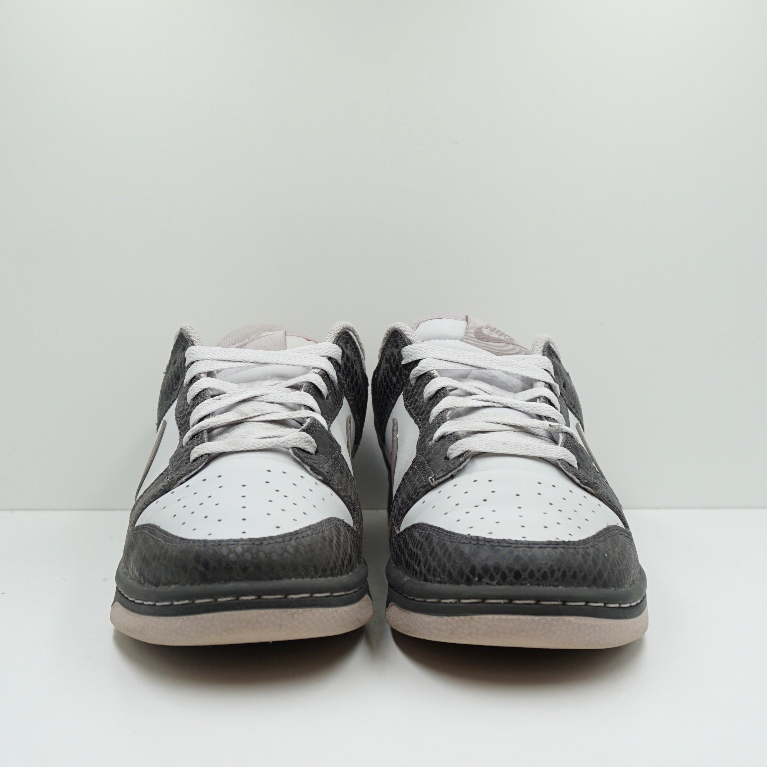 Nike Dunk Low Medium Ash Violet Snakeskin