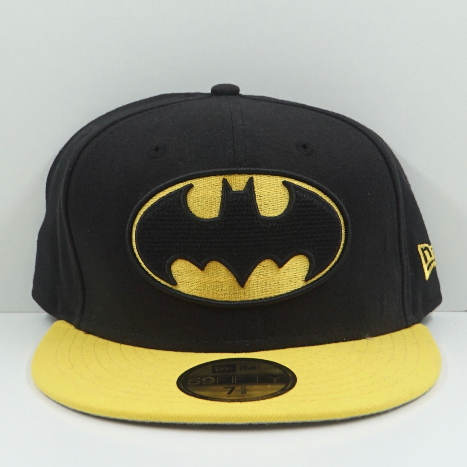New Era DC Batman 59Fifty Black Yellow Fitted Cap