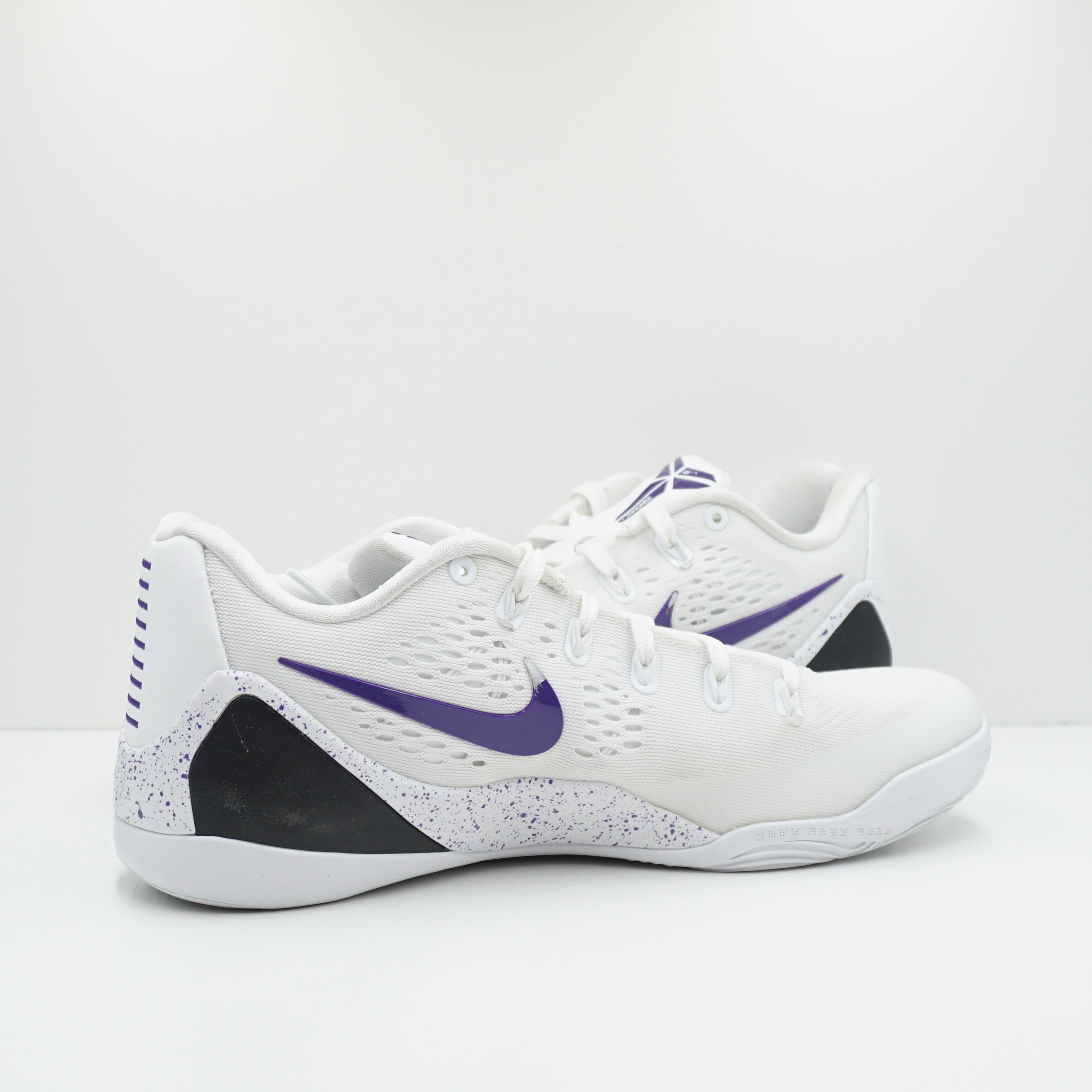 Nike Kobe 9 Elite Low EM Protro White Court Purple