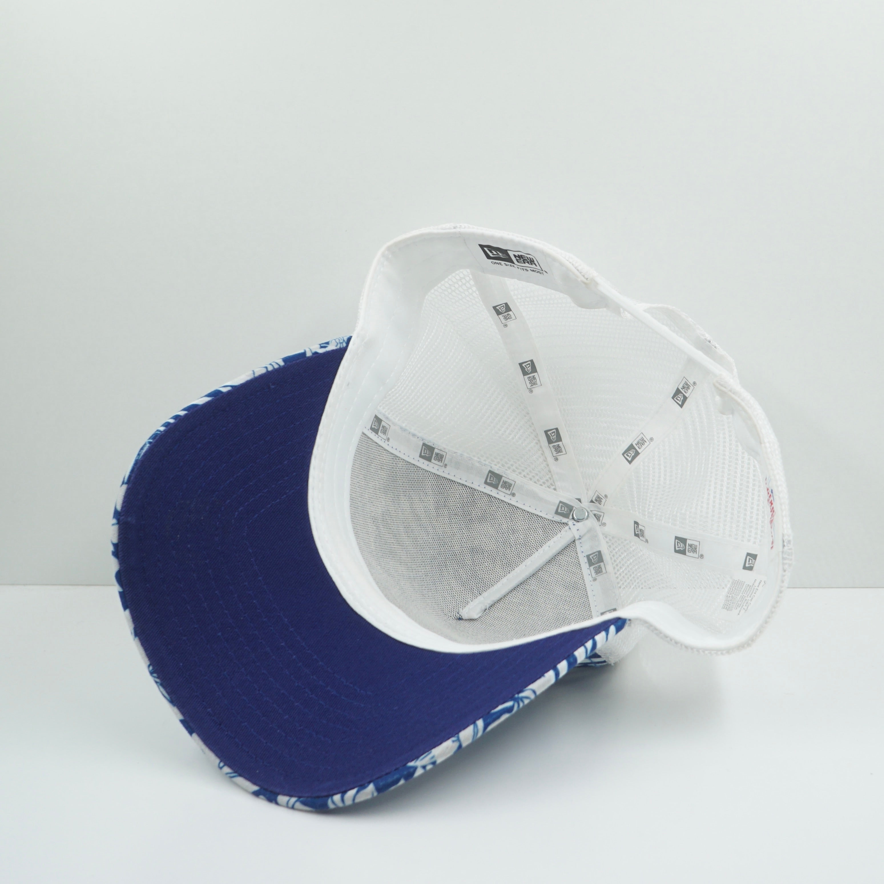 New Era Los Angeles Dodgers MLB Infill Pattern Blue White Trucker Snapback Cap