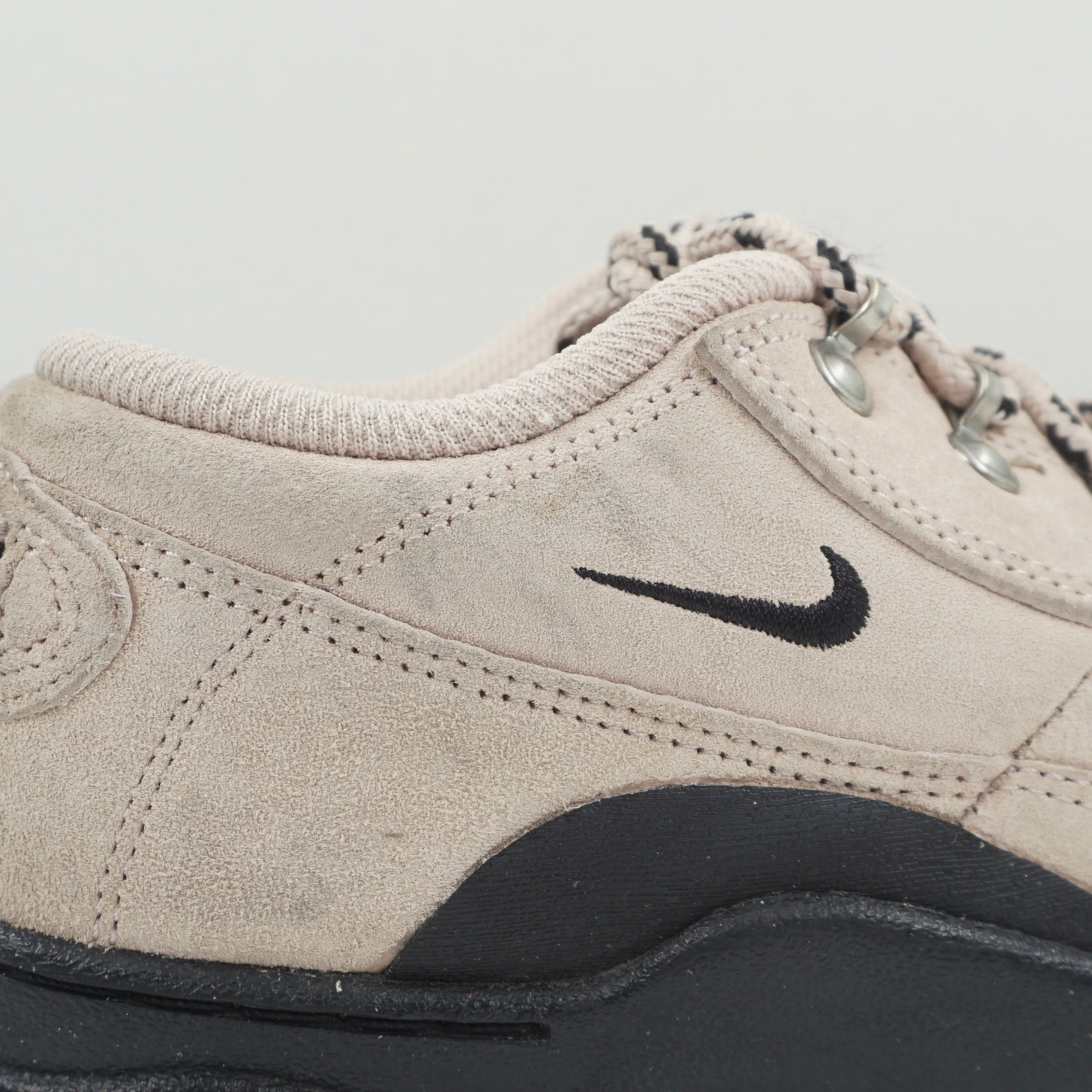 Nike Lahar Low Fossil Stone (W)