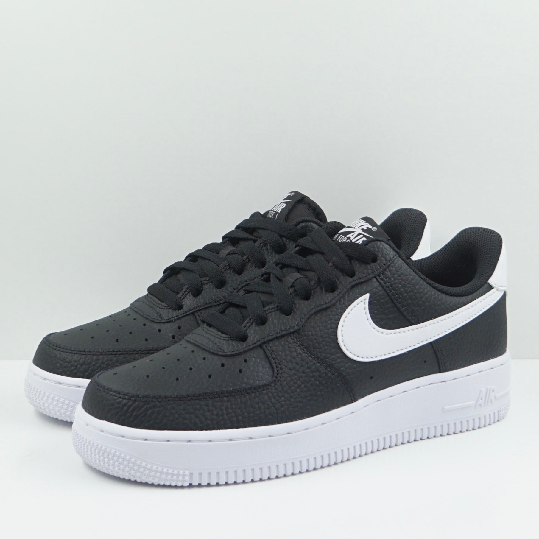 Nike Air Force 1 Low '07 Black White Pebbled Leather