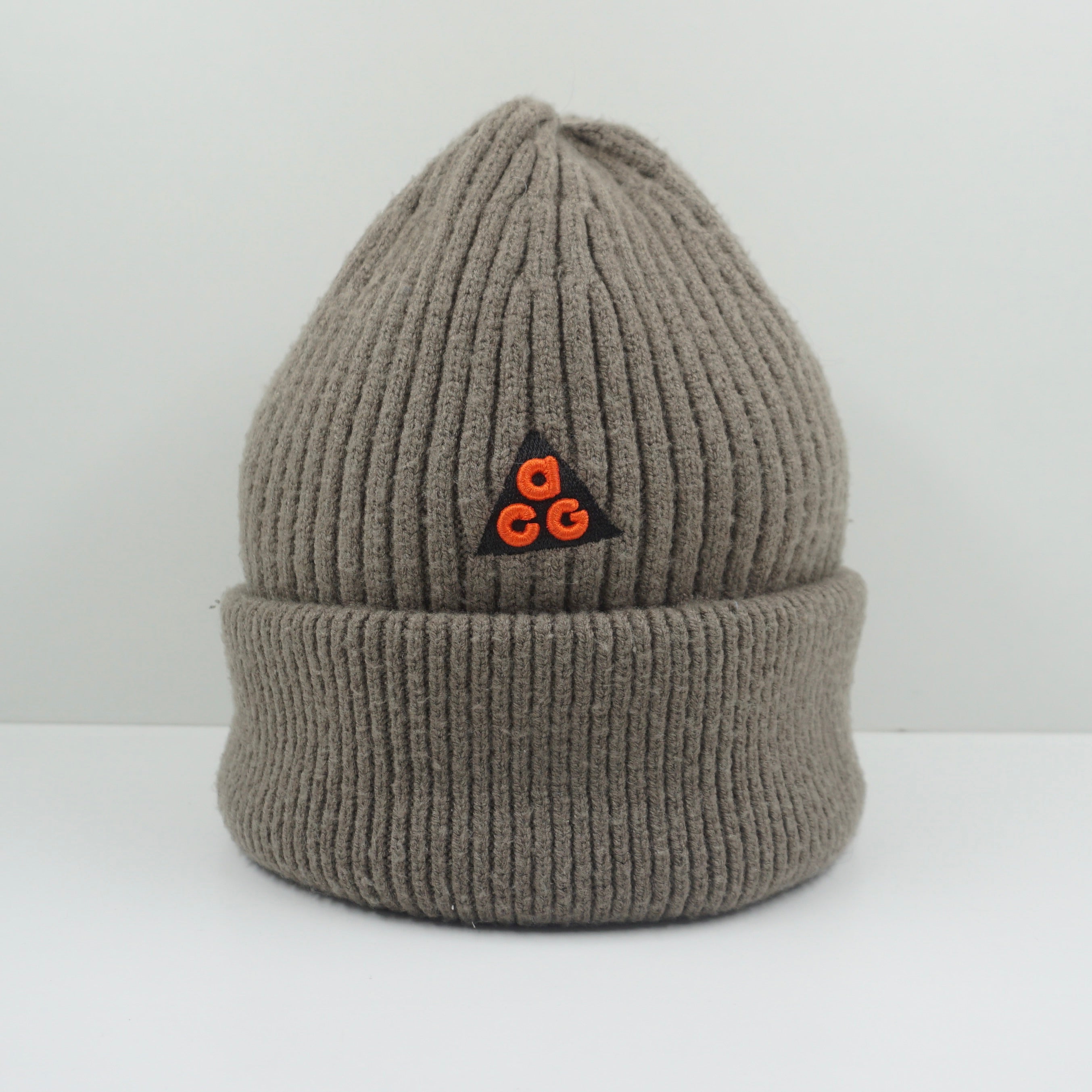 Nike ACG Cuffed Beanie Olive Grey Team Orange