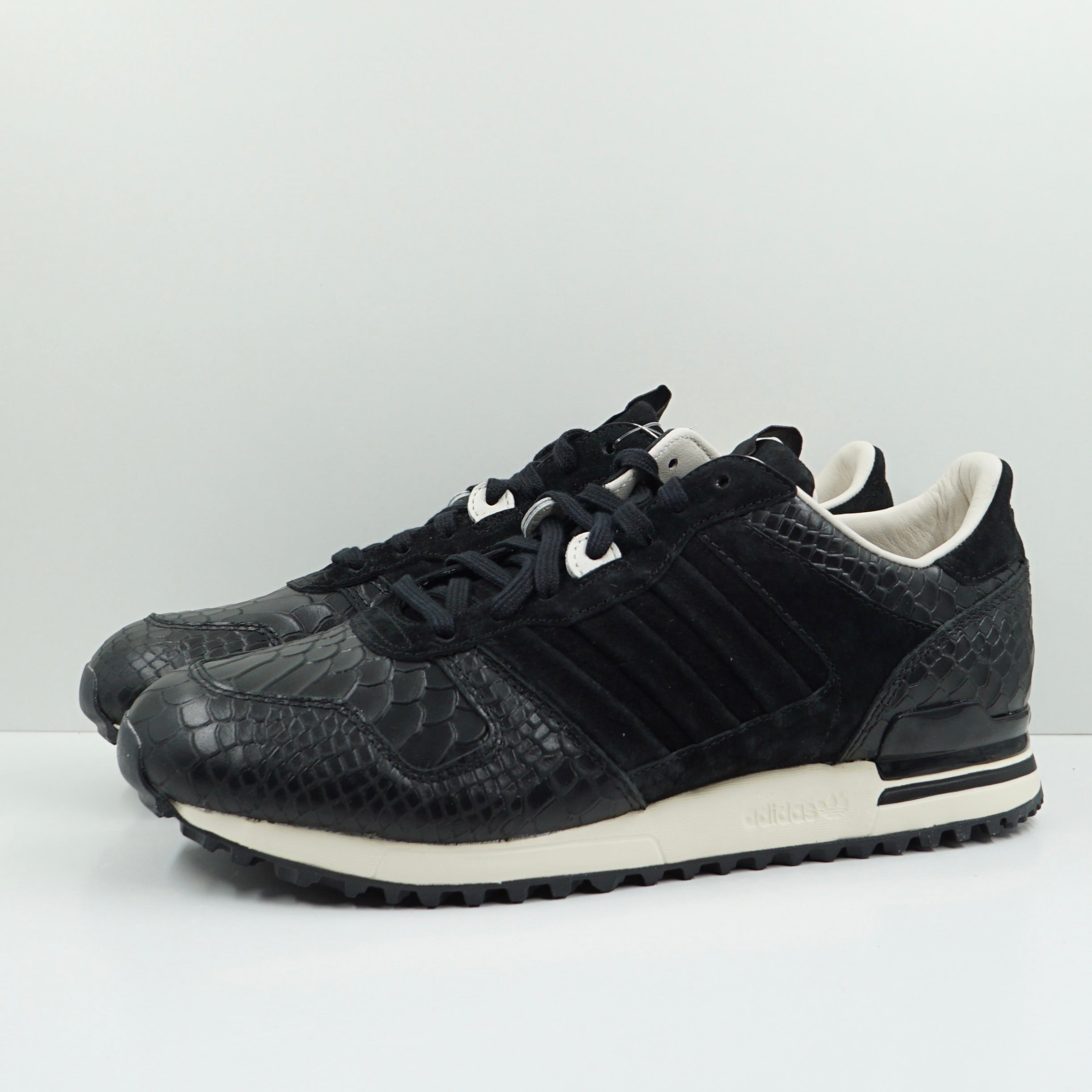 Adidas Consortium x Sneakersnstuff ZX 700 (W)