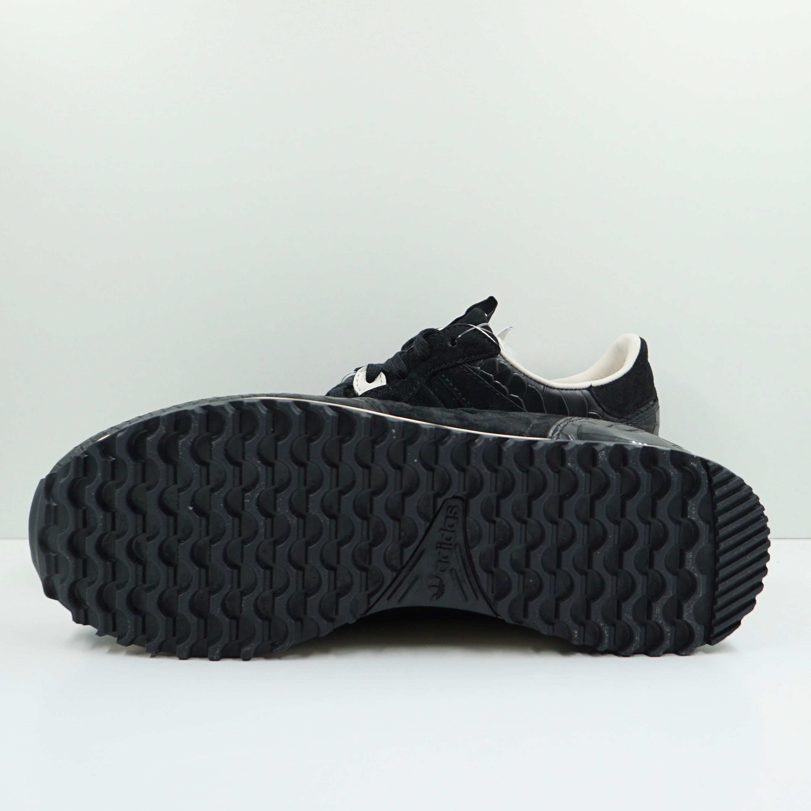 Adidas Consortium x Sneakersnstuff ZX 700 (W)