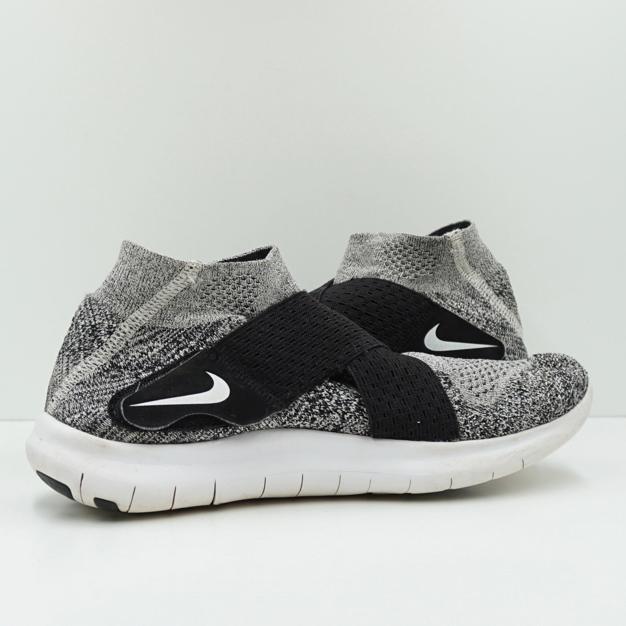 Nike Free RN Motion Flyknit Black White (2017) (W)