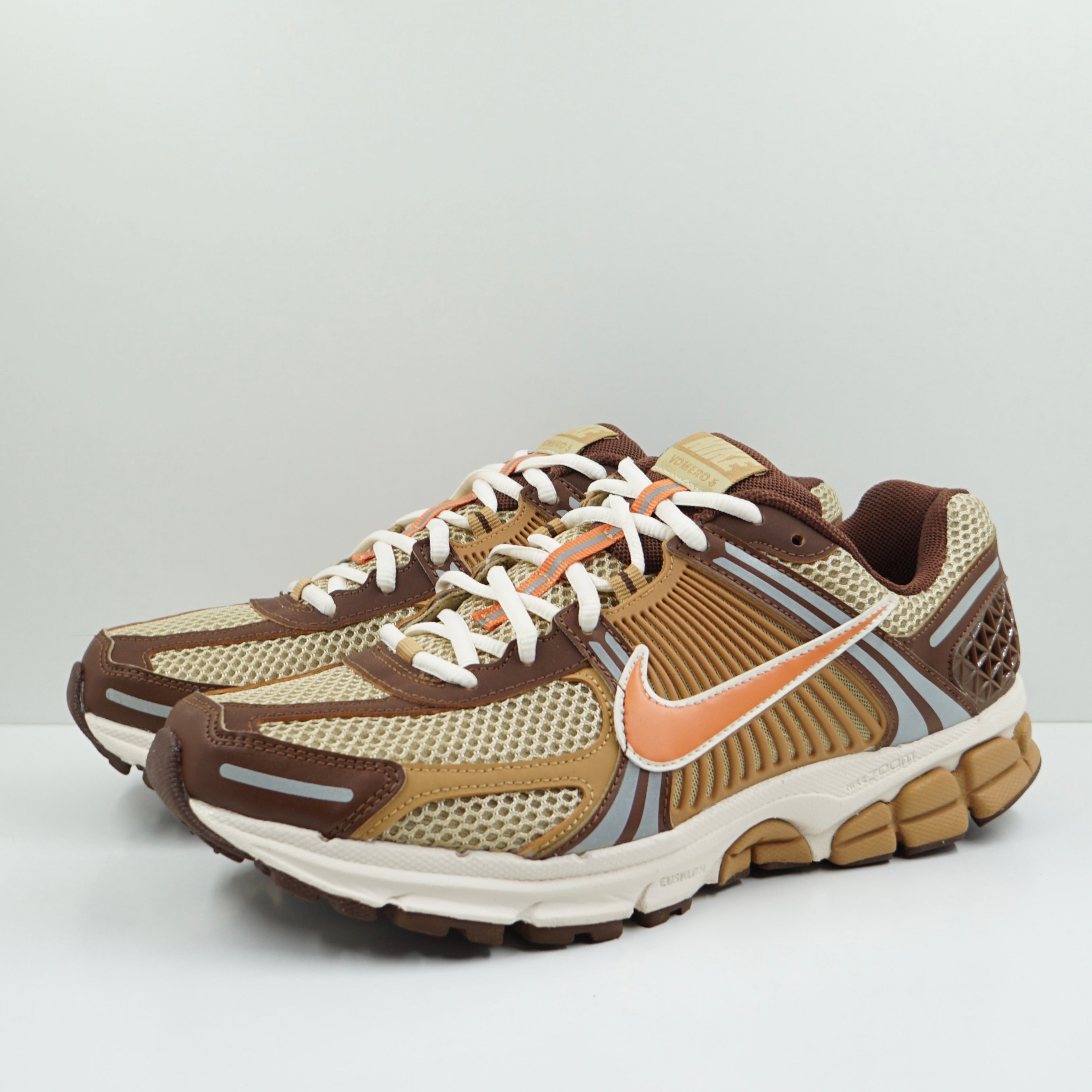 Nike Zoom Vomero 5 Wheat Grass Cacao Wow