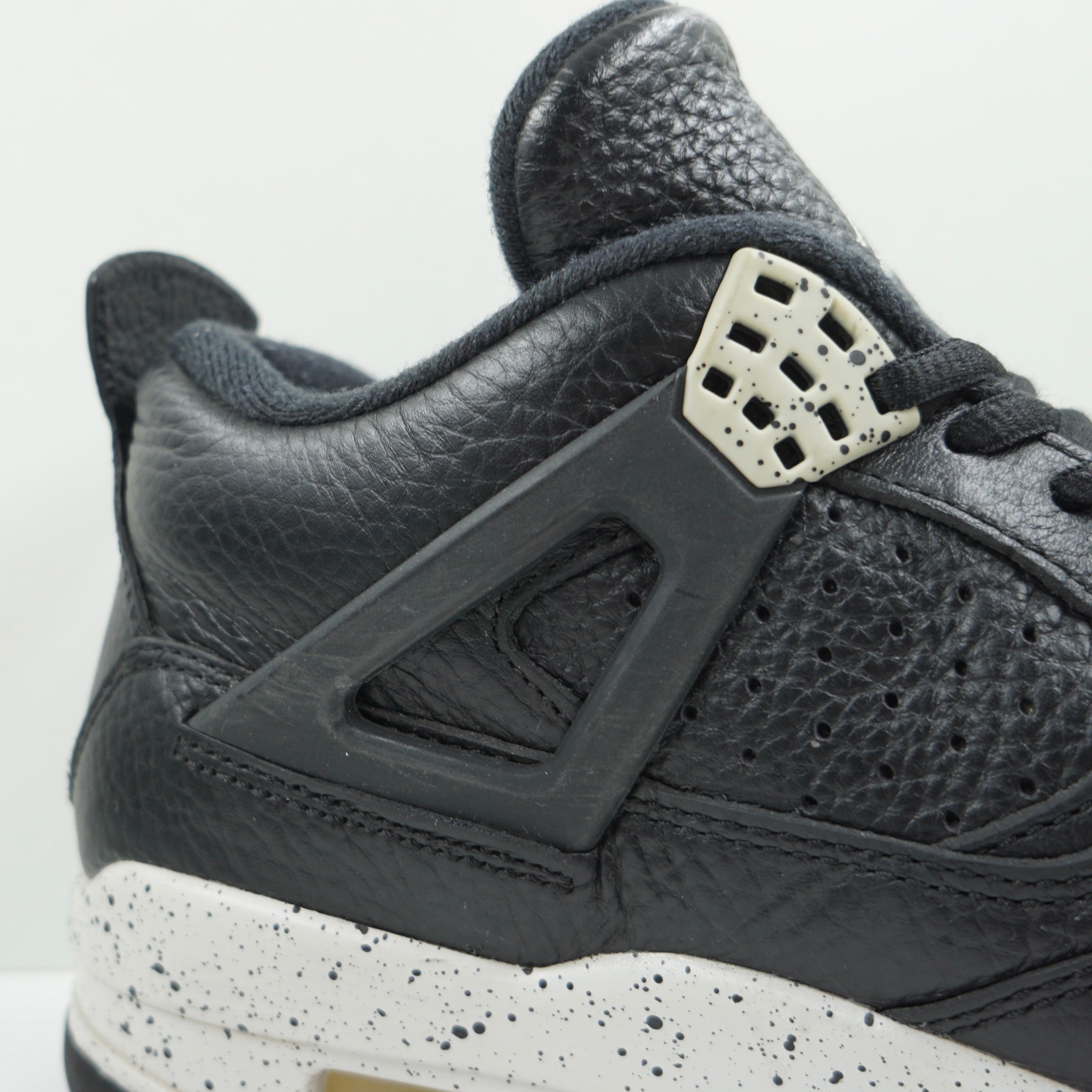 Jordan 4 Retro Oreo (2015)