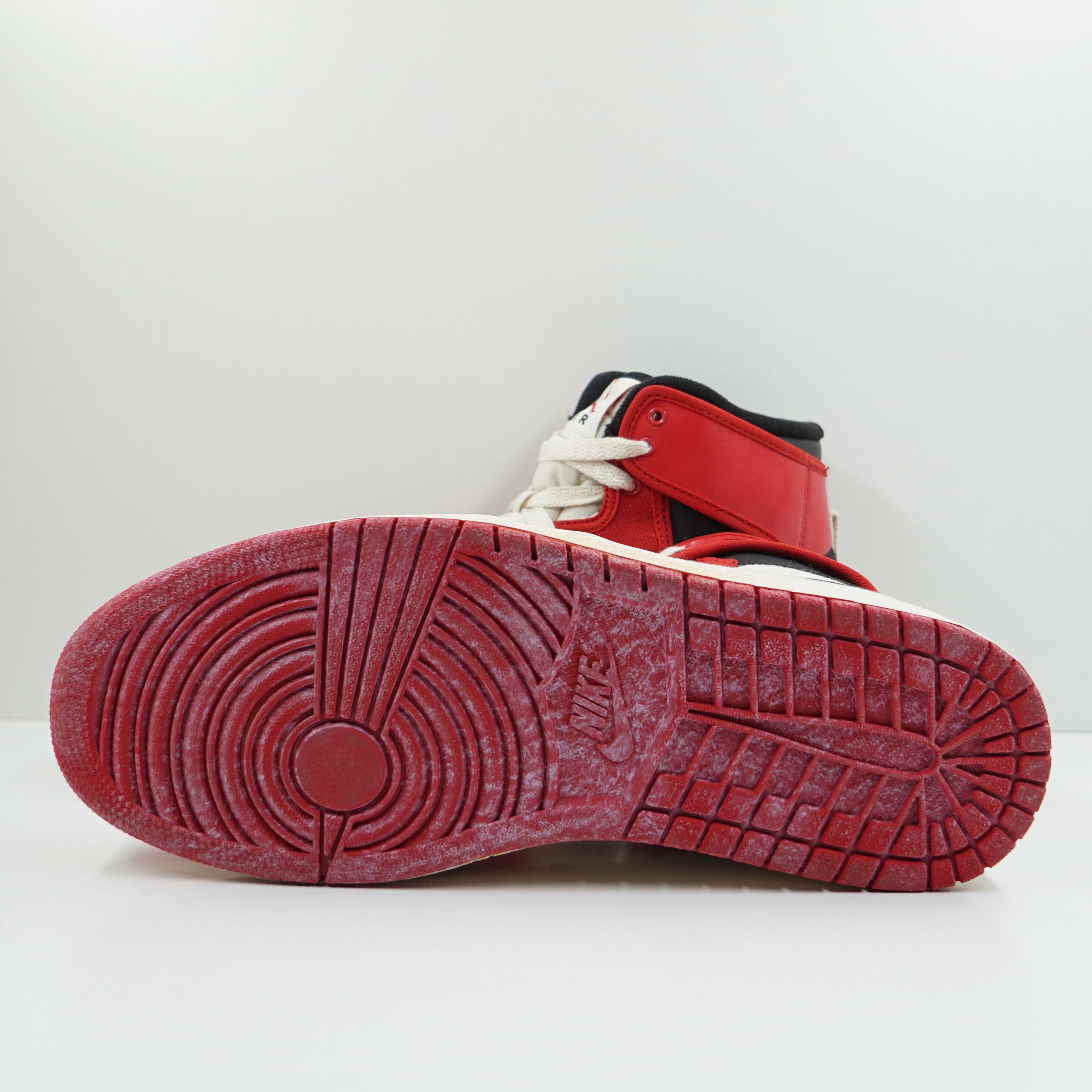 Jordan 1 Retro AJKO Chicago Vintage