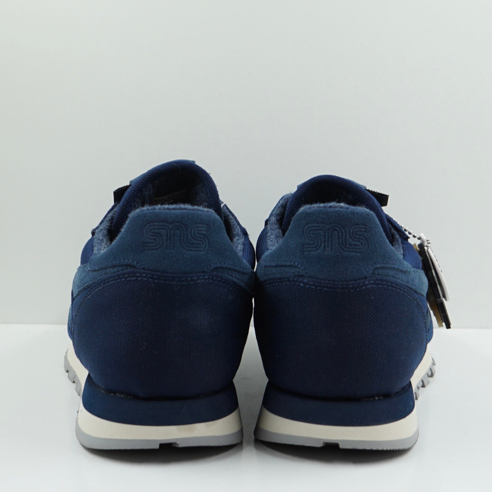 Reebok CL LTHR R12 Sneakersnstuff