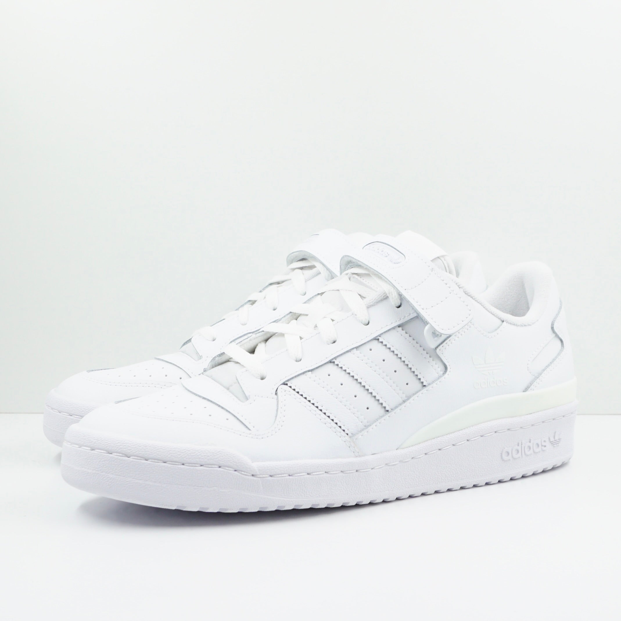 adidas forum 84 low triple white