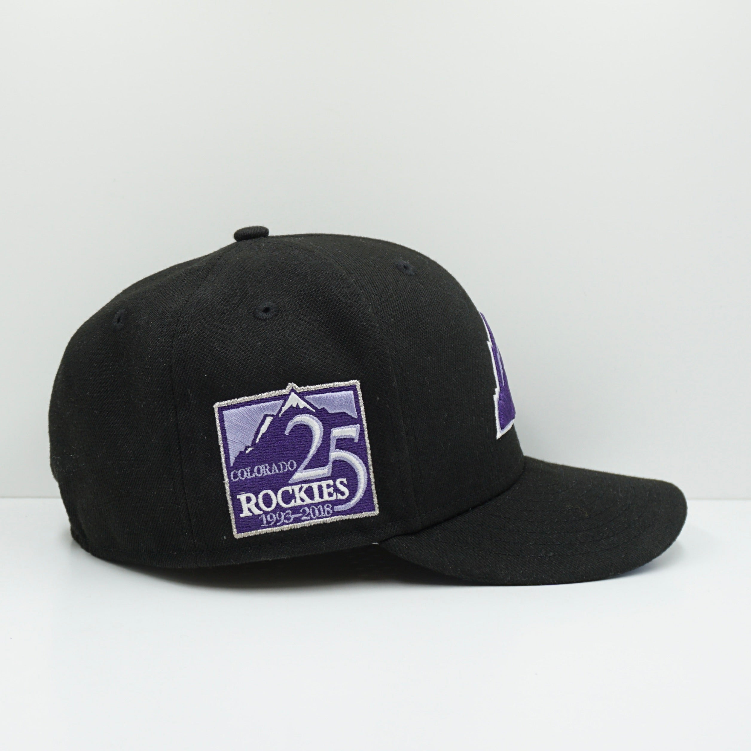 New Era Colorado Rockies Newspaper & Cigar Black Fitted Cap